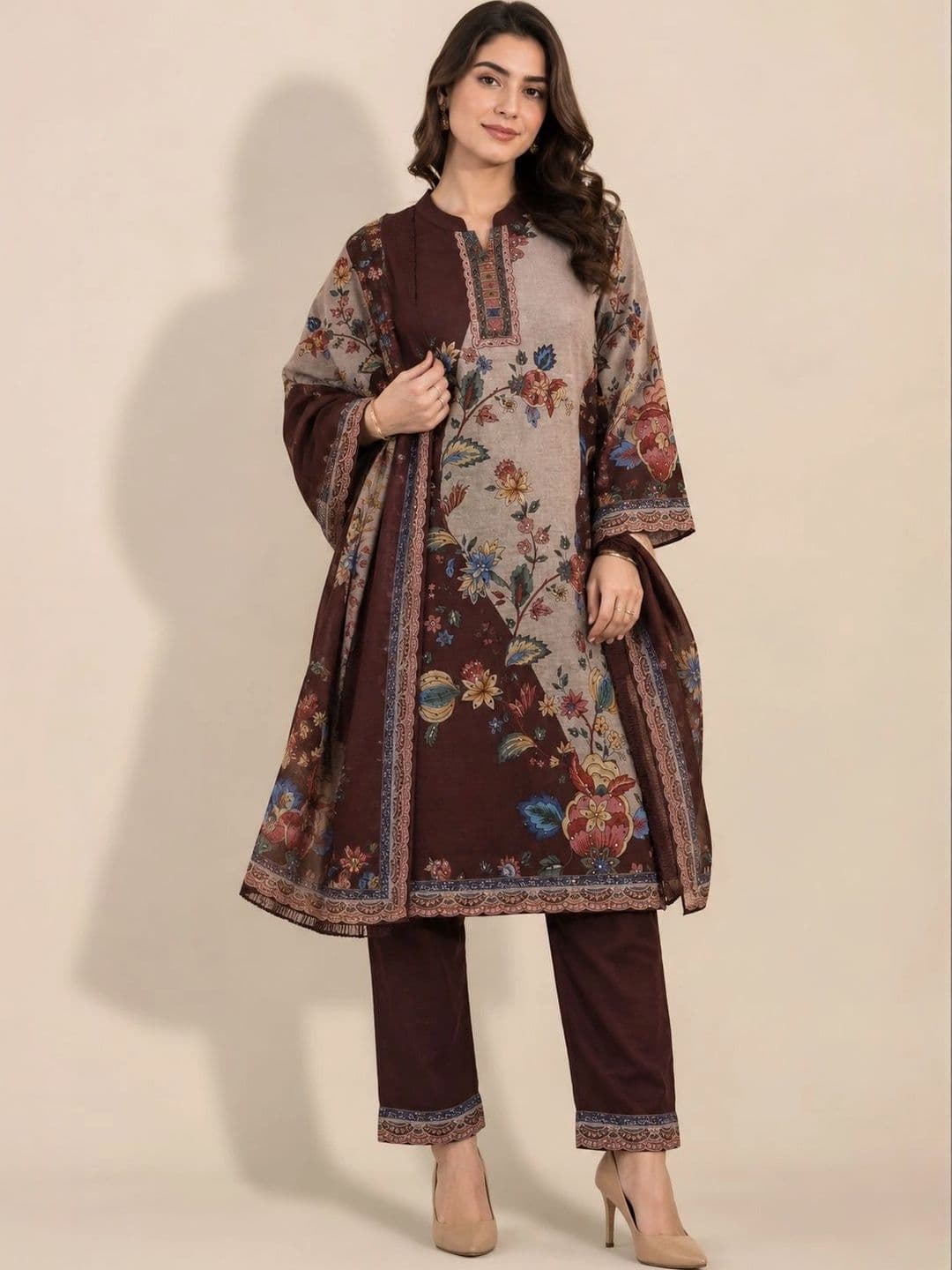 Wool's Kart Women Floral Printed Regular Kurta with Trousers & With Dupatta - view 1