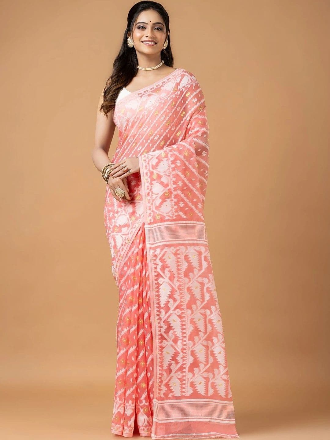 Kosh Ethnics Woven Design Zari Pure Cotton Jamdani Saree thumbnail 6