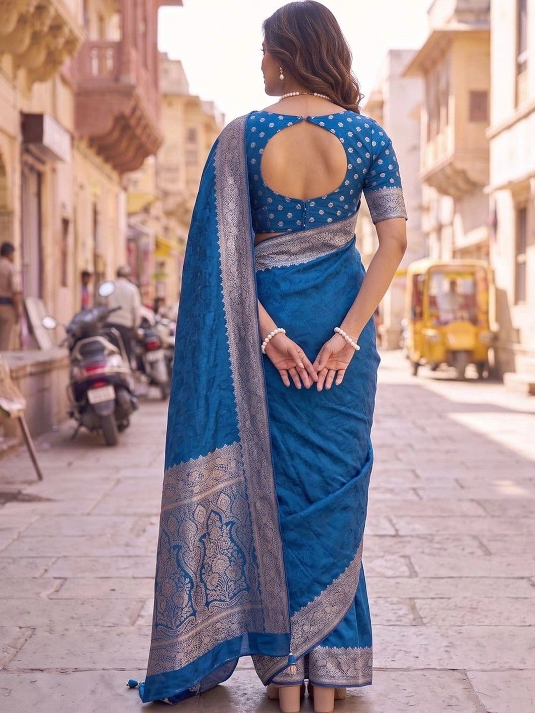 SOURAGYA Woven Design Zari Satin Designer Banarasi Saree thumbnail 2