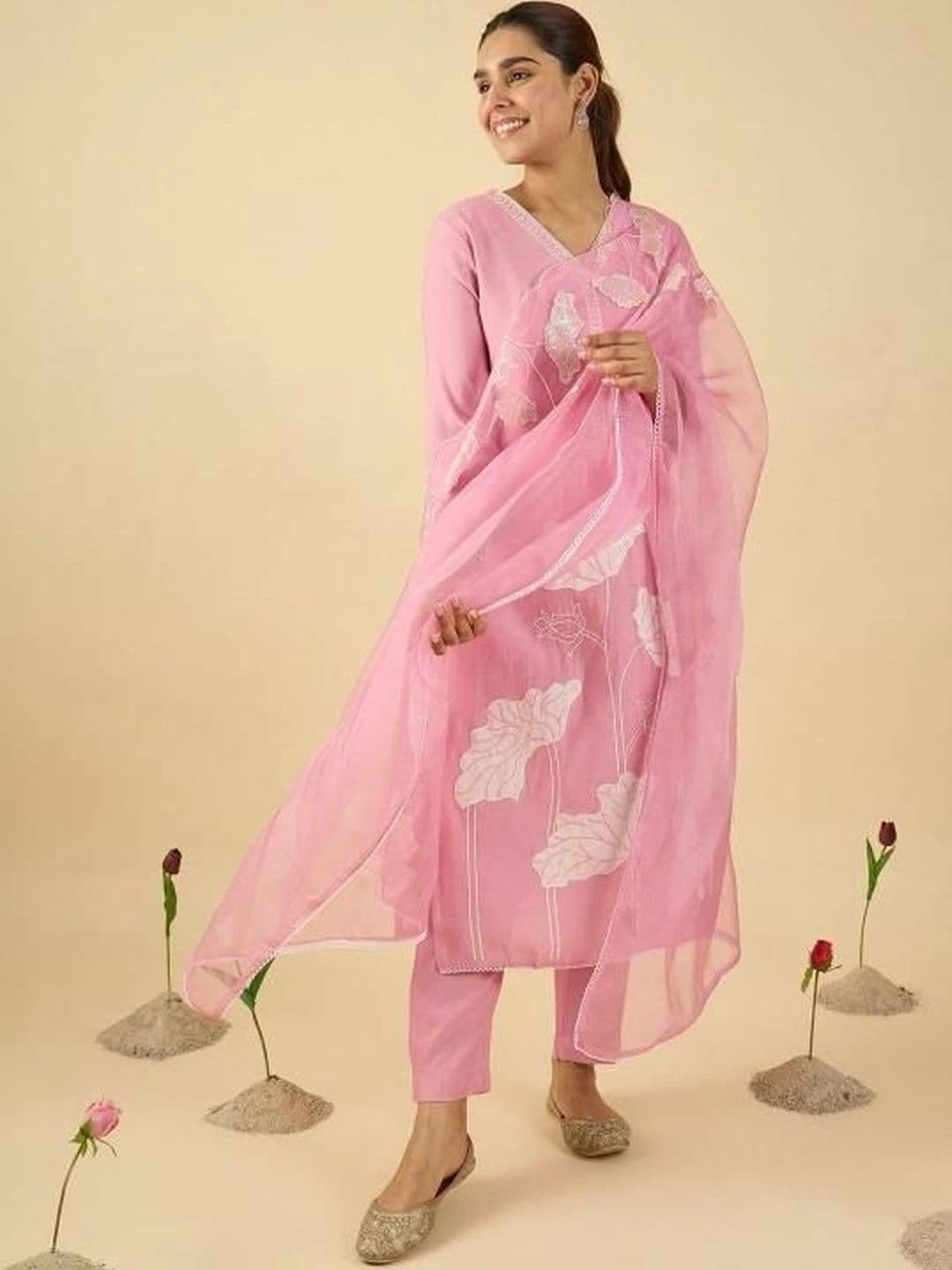 HAMSIKA Women Ethnic Motifs Embroidered Regular Thread Work Kurta with Trousers & With Dupatta thumbnail 5
