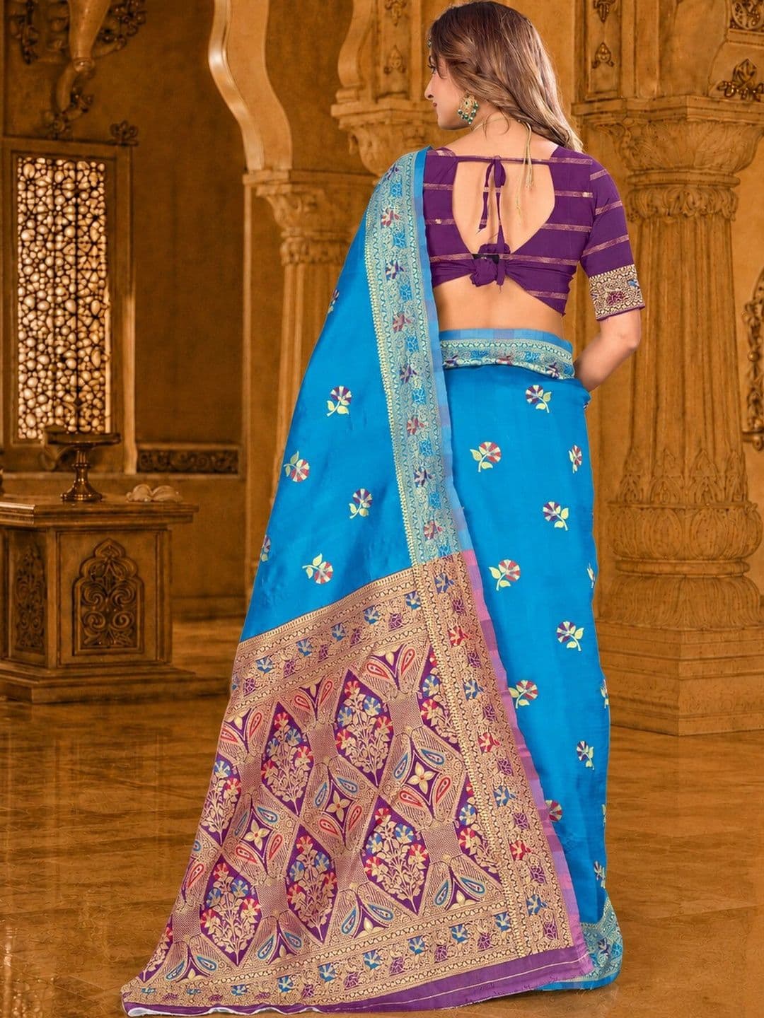 Dimaxi Vastra Floral Zari Silk Blend Kota Saree thumbnail 5
