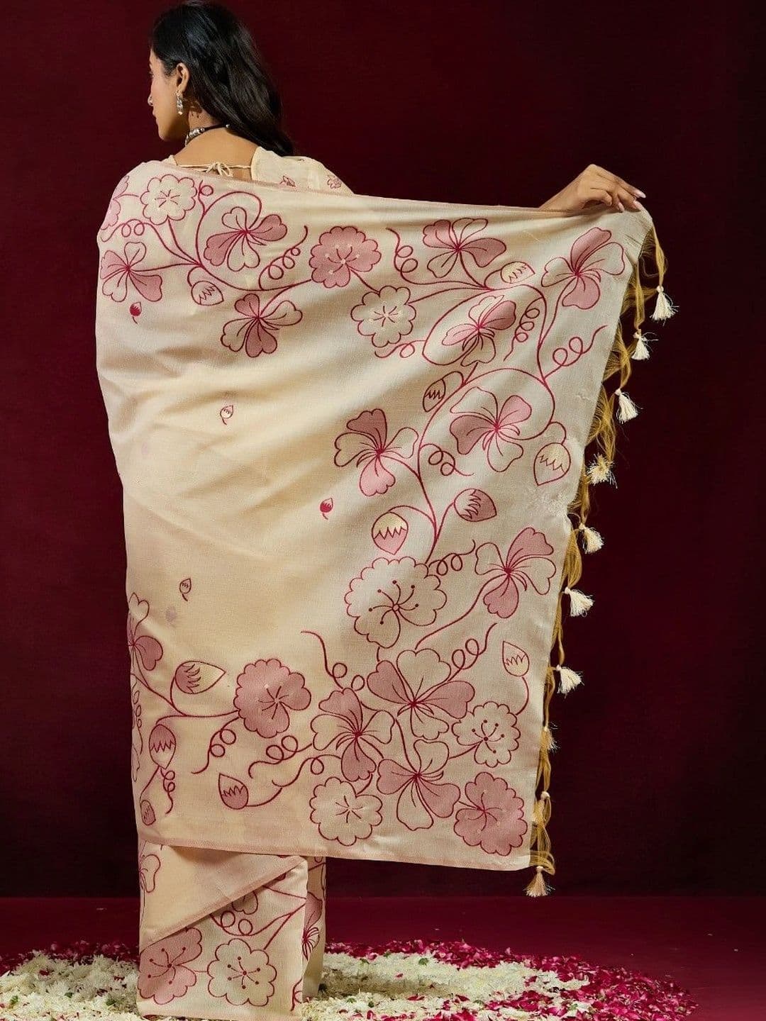 kasee Floral Pure Cotton Designer Saree thumbnail 2