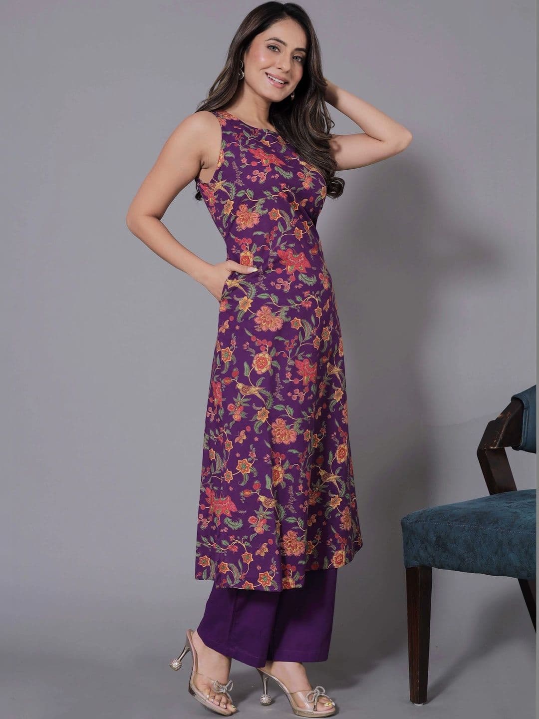 all about you Women Floral Printed Regular Kurta with Palazzos thumbnail 5