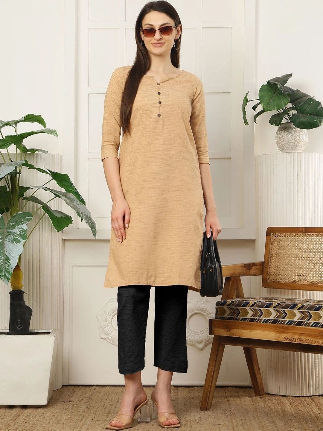 KALINI Women Kurta thumbnail 3