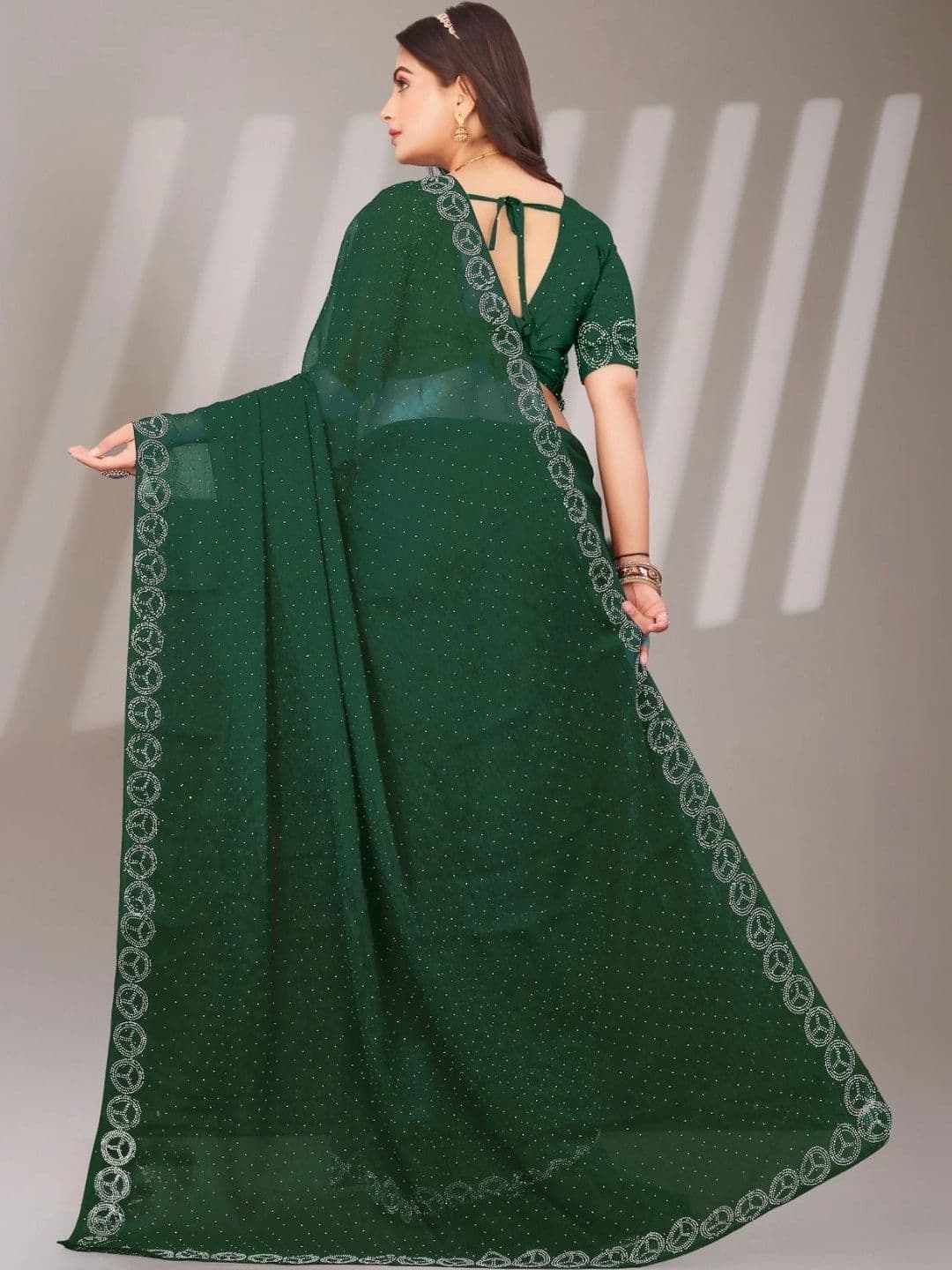 Textile Mantra Embroidered Poly Chiffon Saree thumbnail 3