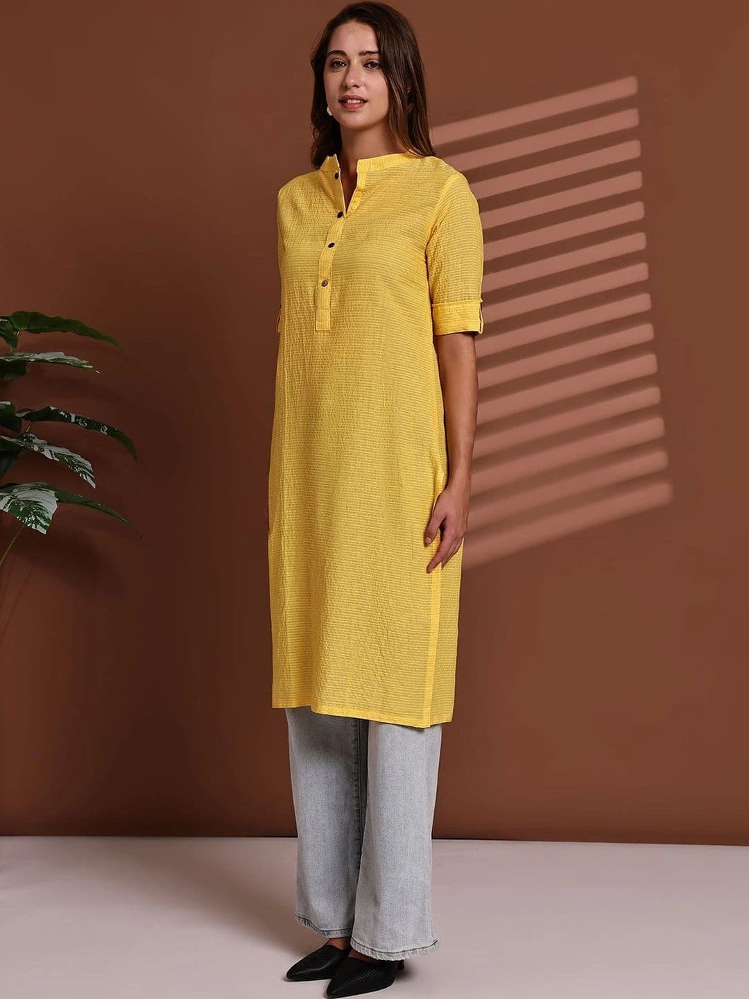 KALINI Women Kurta thumbnail 3