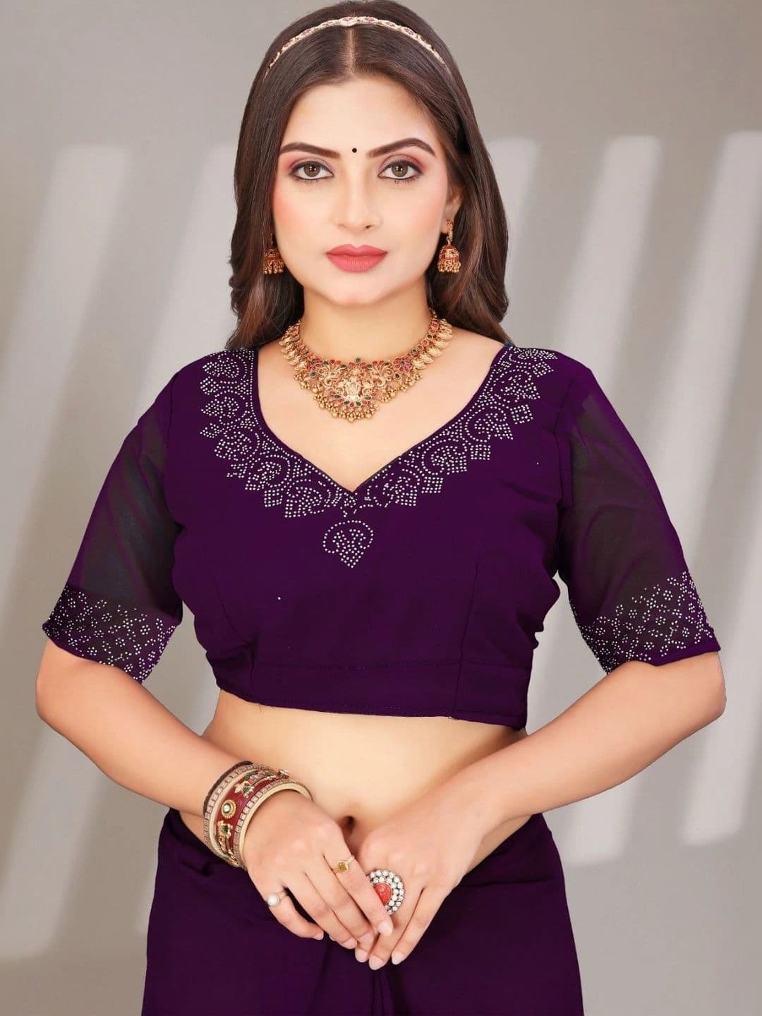 Fashion Mantra Embellished Poly Chiffon Saree thumbnail 3