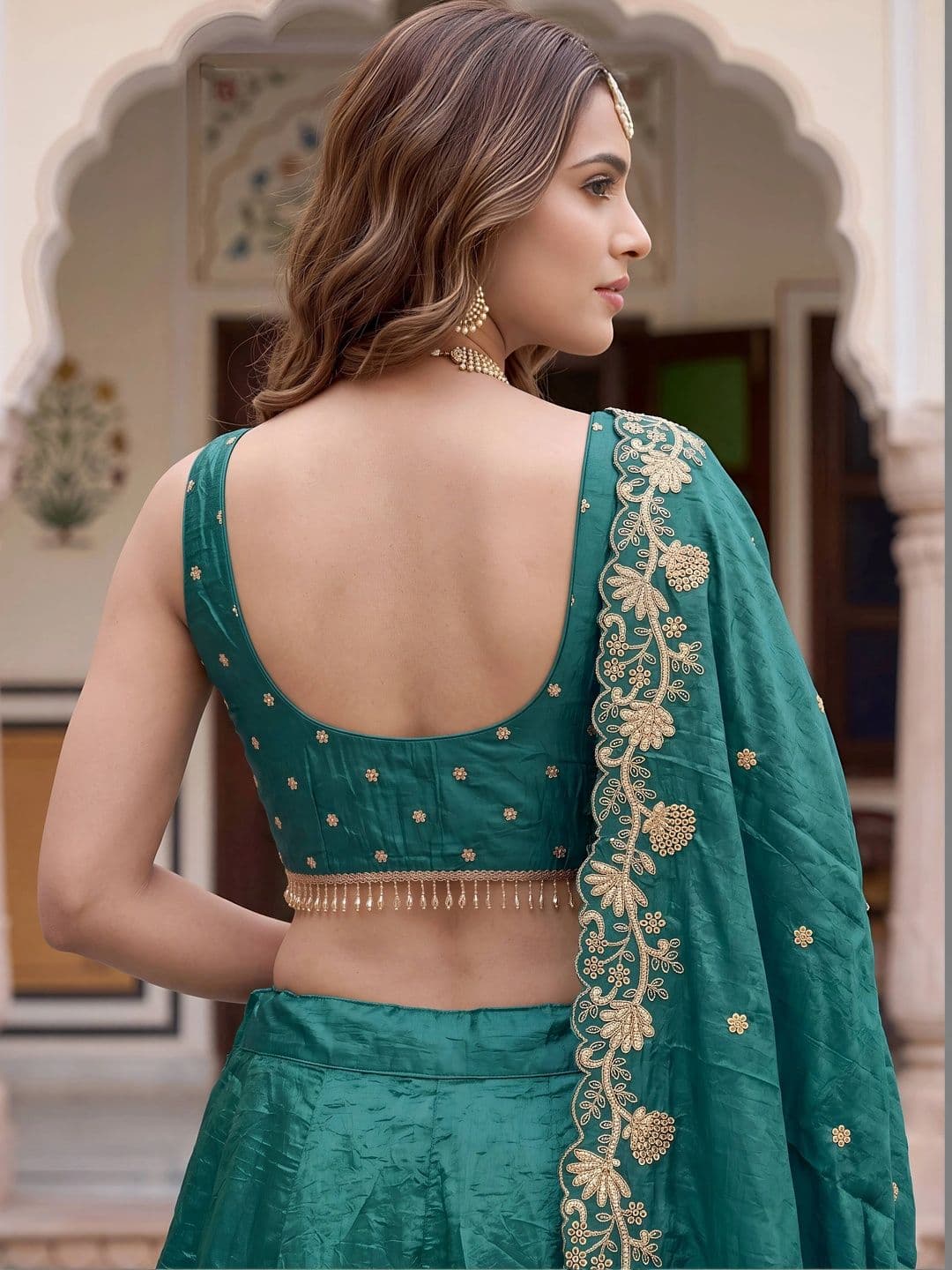 ETHNIC PLUS Embroidered Thread Work Semi-Stitched Lehenga & Unstitched Blouse With Dupatta thumbnail 5