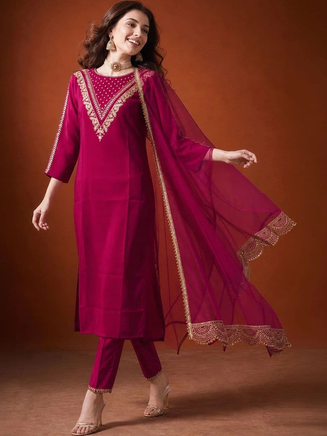 SAINOOR Women Ethnic Motifs Embroidered Regular Thread Work Kurta with Trousers & With Dupatta thumbnail 2