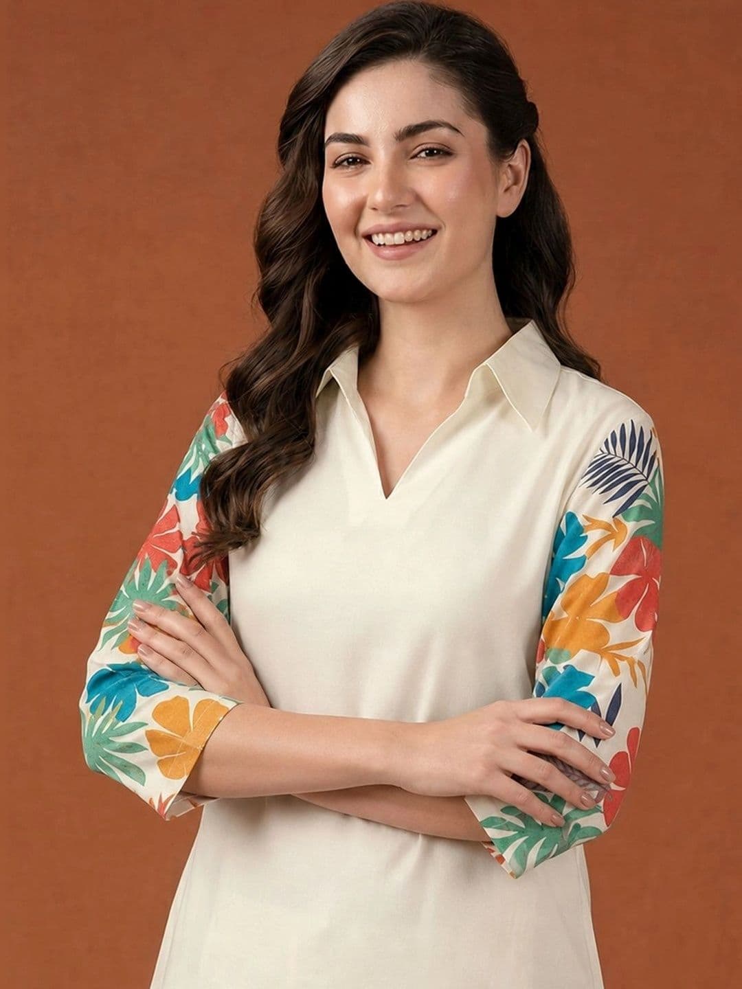 SAINOOR Women Floral Printed Regular Kurti with Palazzos thumbnail 2