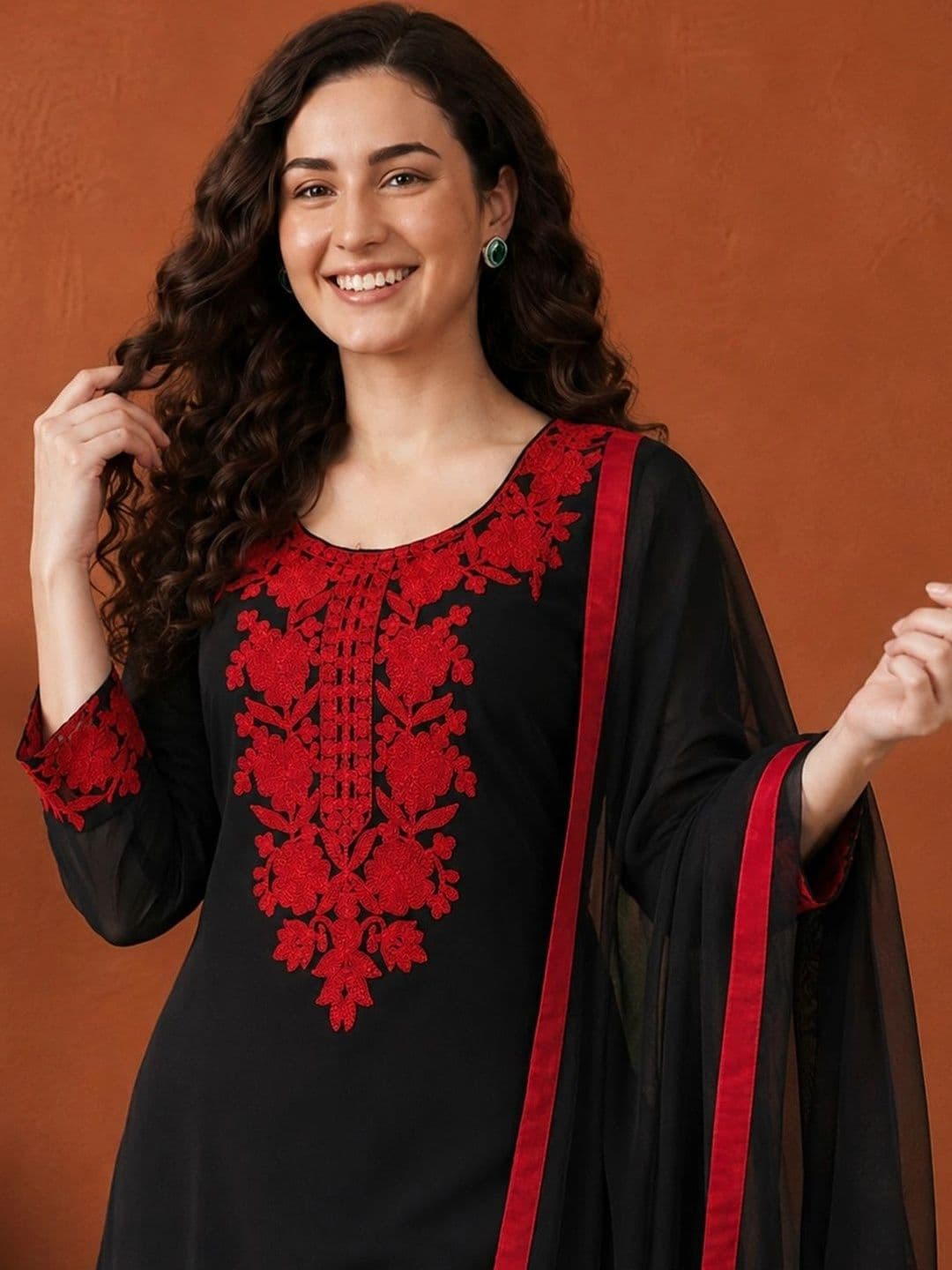 SAINOOR Women Ethnic Motifs Embroidered Regular Thread Work Kurta with Trousers & With Dupatta thumbnail 6