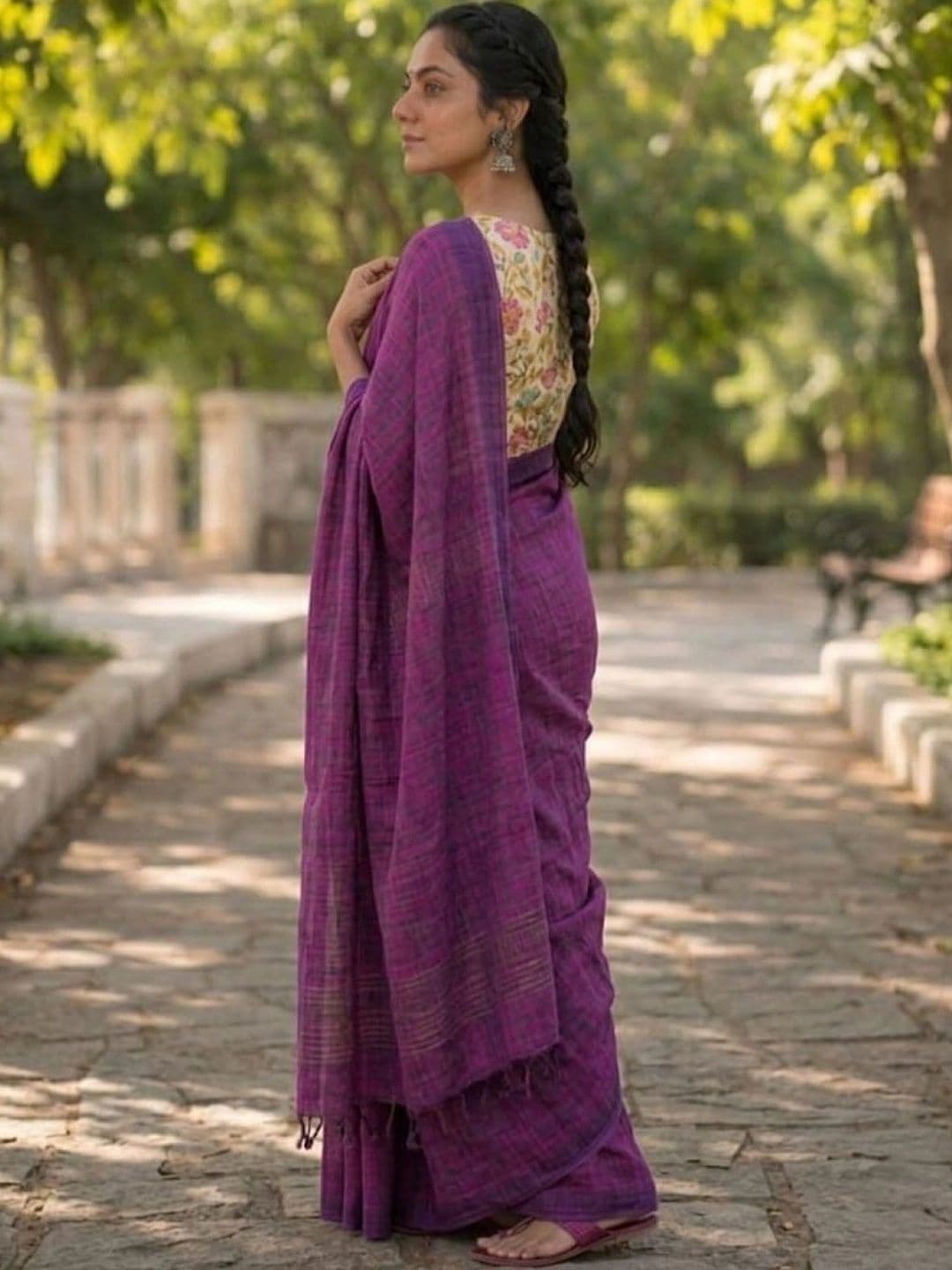 DEVATVAM Pure Cotton Saree thumbnail 3