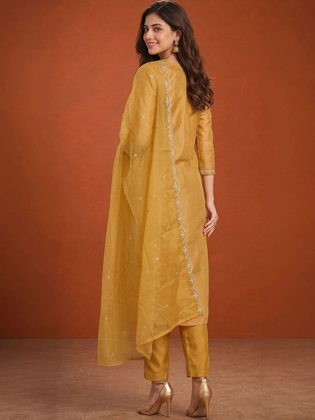SAINOOR Women Ethnic Motifs Embroidered Regular Thread Work Kurta with Trousers & With Dupatta thumbnail 3