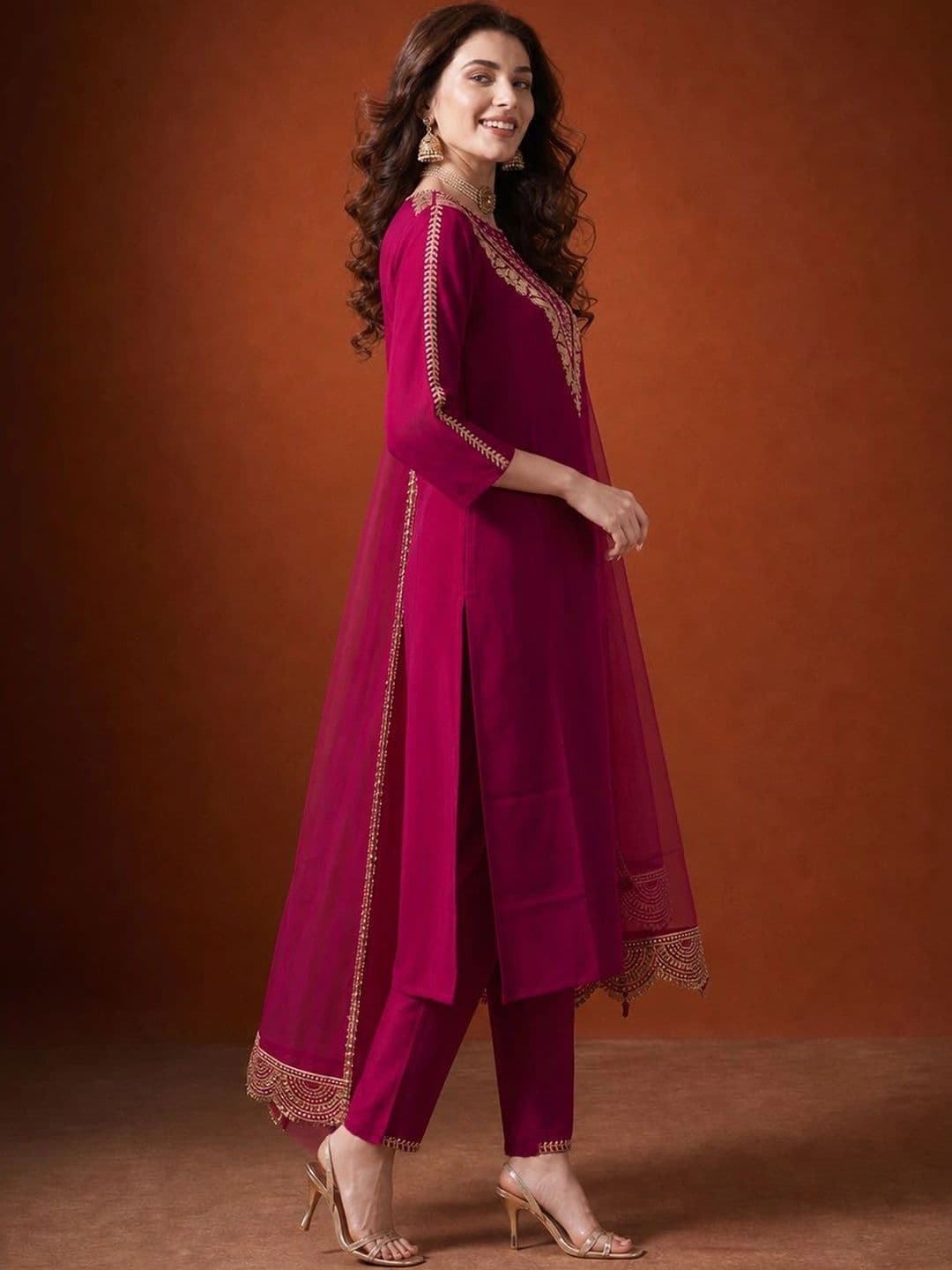 SAINOOR Women Ethnic Motifs Embroidered Regular Thread Work Kurta with Trousers & With Dupatta thumbnail 5