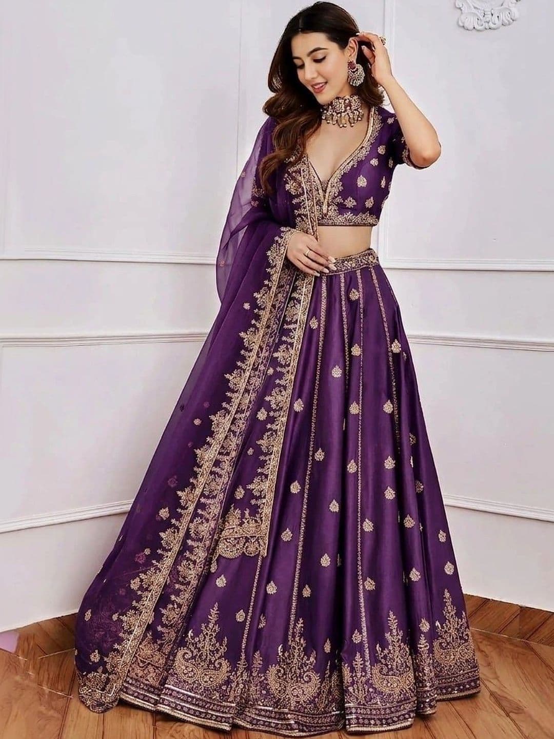 VASTRYN Embroidered Ready to Wear Lehenga & Unstitched Blouse With Dupatta thumbnail 2