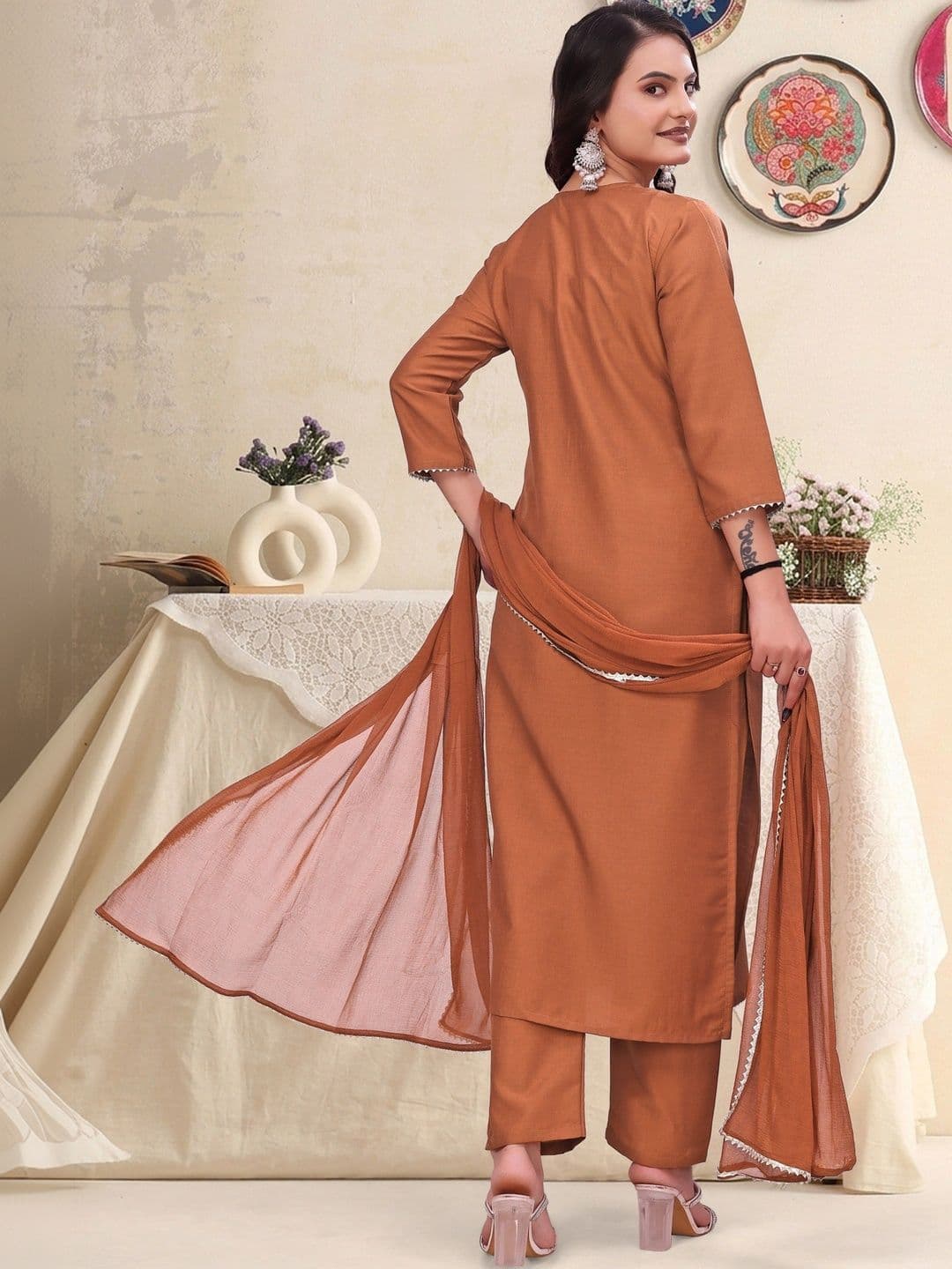 JOGAN Women Embroidered Regular Thread Work Kurta with Trousers & With Dupatta thumbnail 5