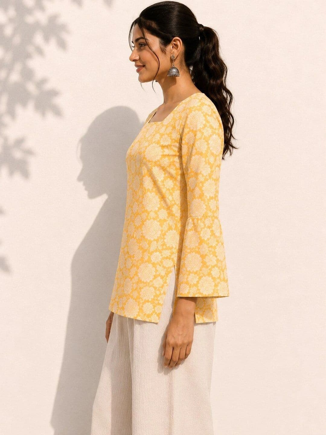 Purnova Women Floral Printed Flared Sleeves Floral Kurta thumbnail 2