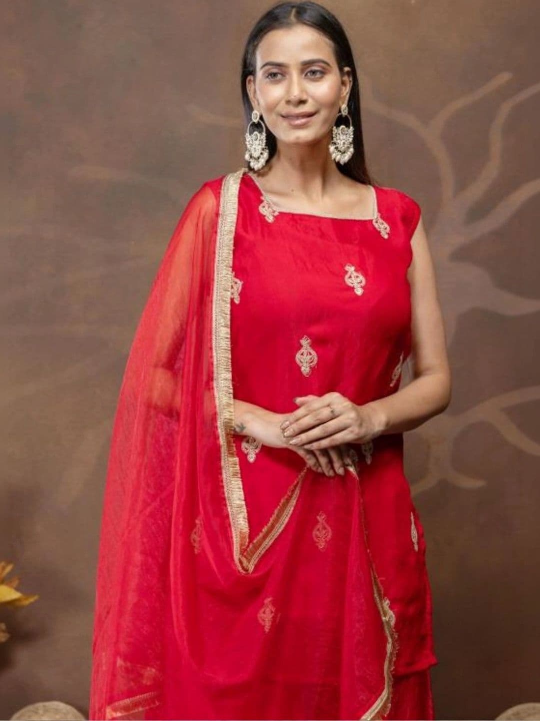 Aditexo Women Ethnic Motifs Embroidered Regular Kurta with Sharara & With Dupatta thumbnail 3