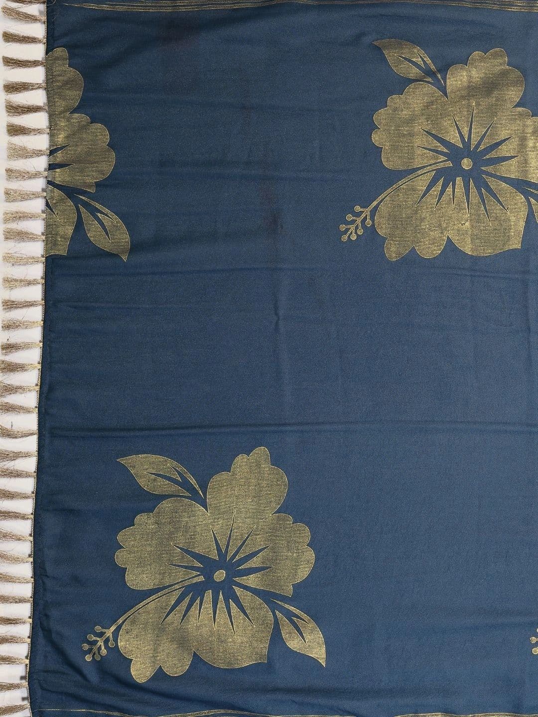 Urban Pallu Floral Pure Georgette Designer Saree thumbnail 6