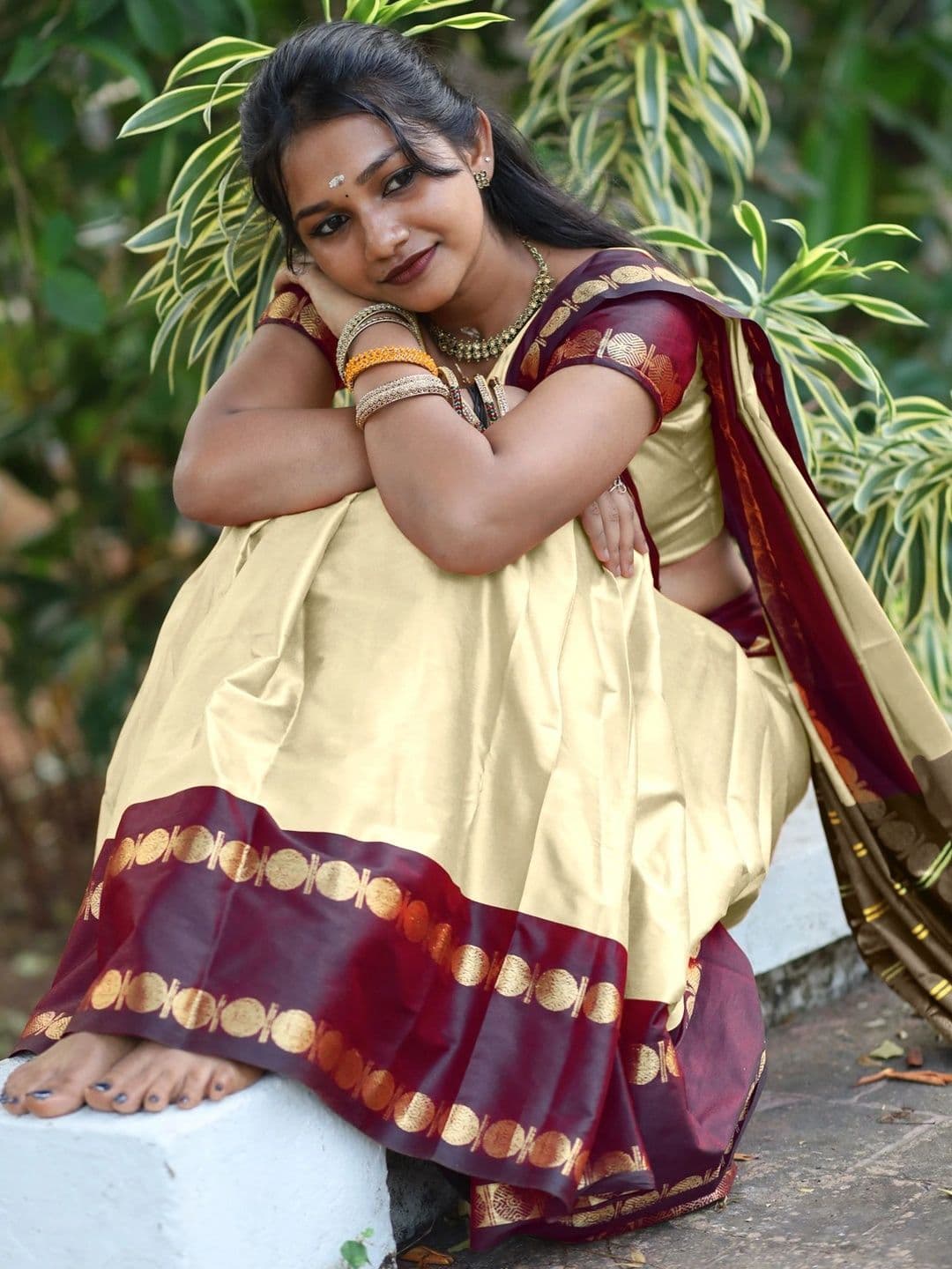KALINI Woven Design Zari Designer Gadwal Saree thumbnail 3