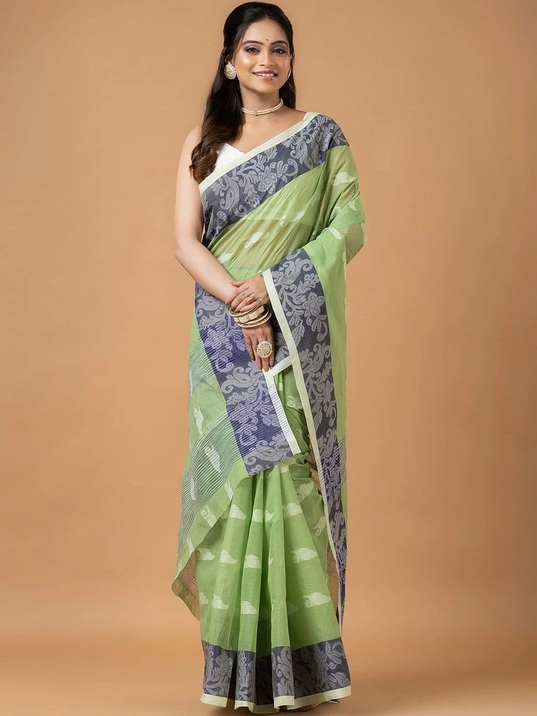 Kosh Ethnics Floral Embroidered Pure Cotton Taant Saree thumbnail 3