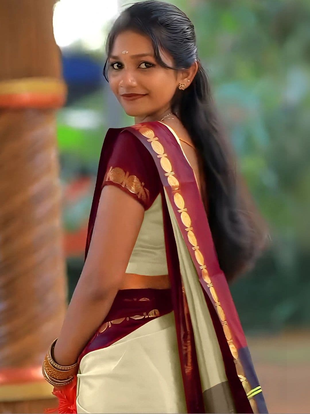 KALINI Woven Design Zari Designer Gadwal Saree thumbnail 6