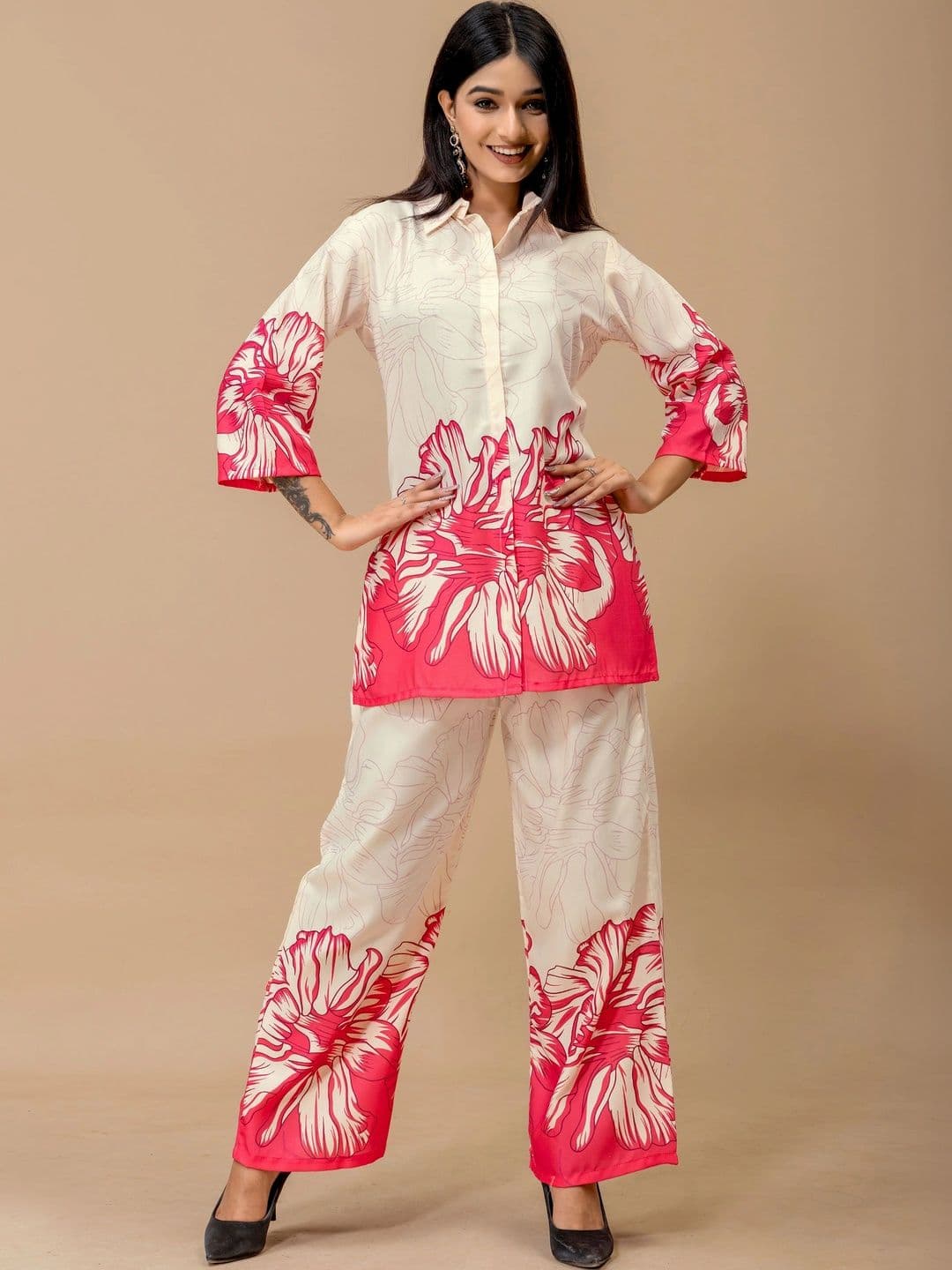 SAINOOR Women Floral Printed Regular Pure Cotton Kurta with Palazzos - view 1
