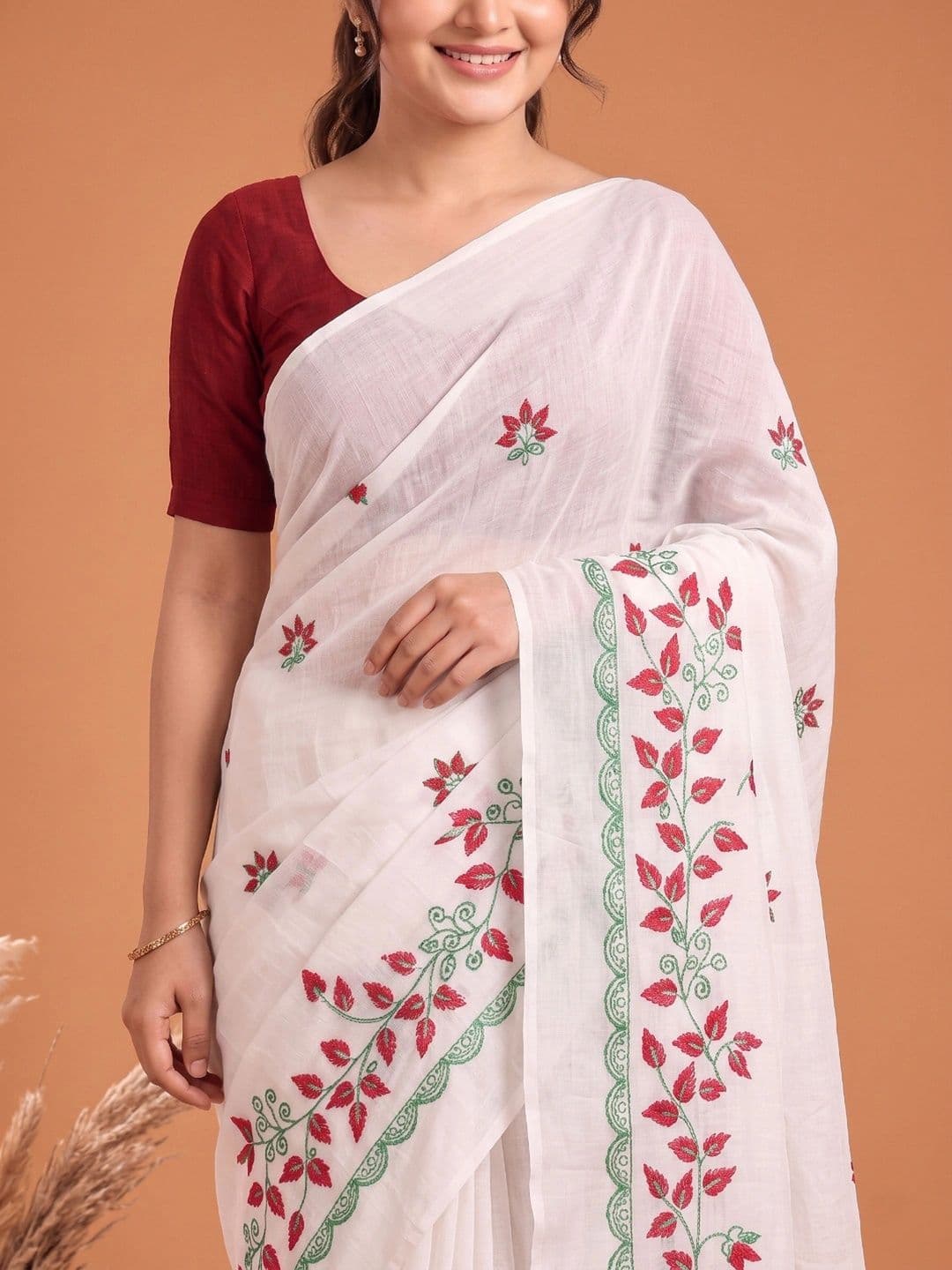 KALINI Floral Pure Cotton Saree thumbnail 5