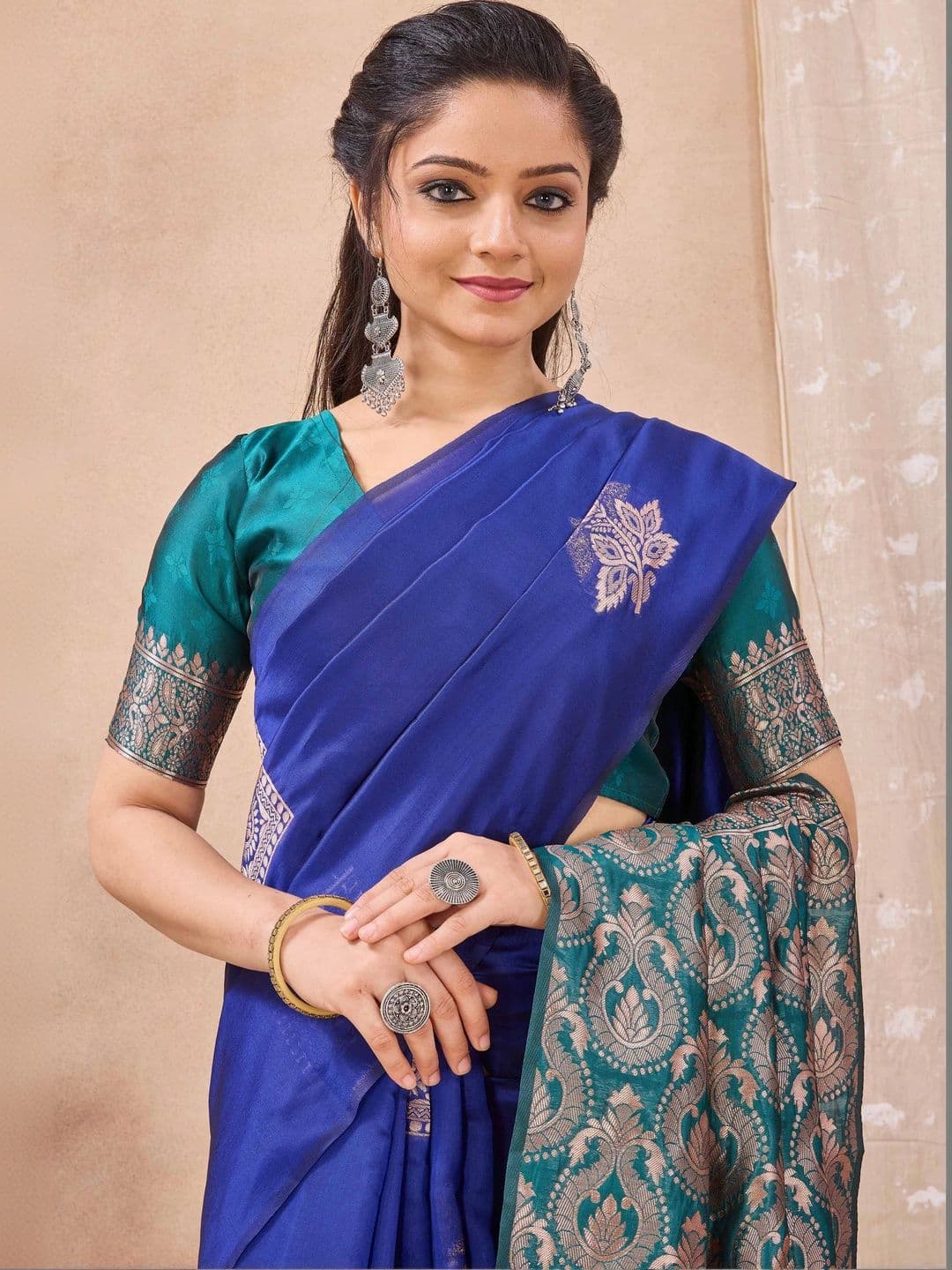 FIXAL FASHION Woven Design Zari Art Silk Saree thumbnail 6