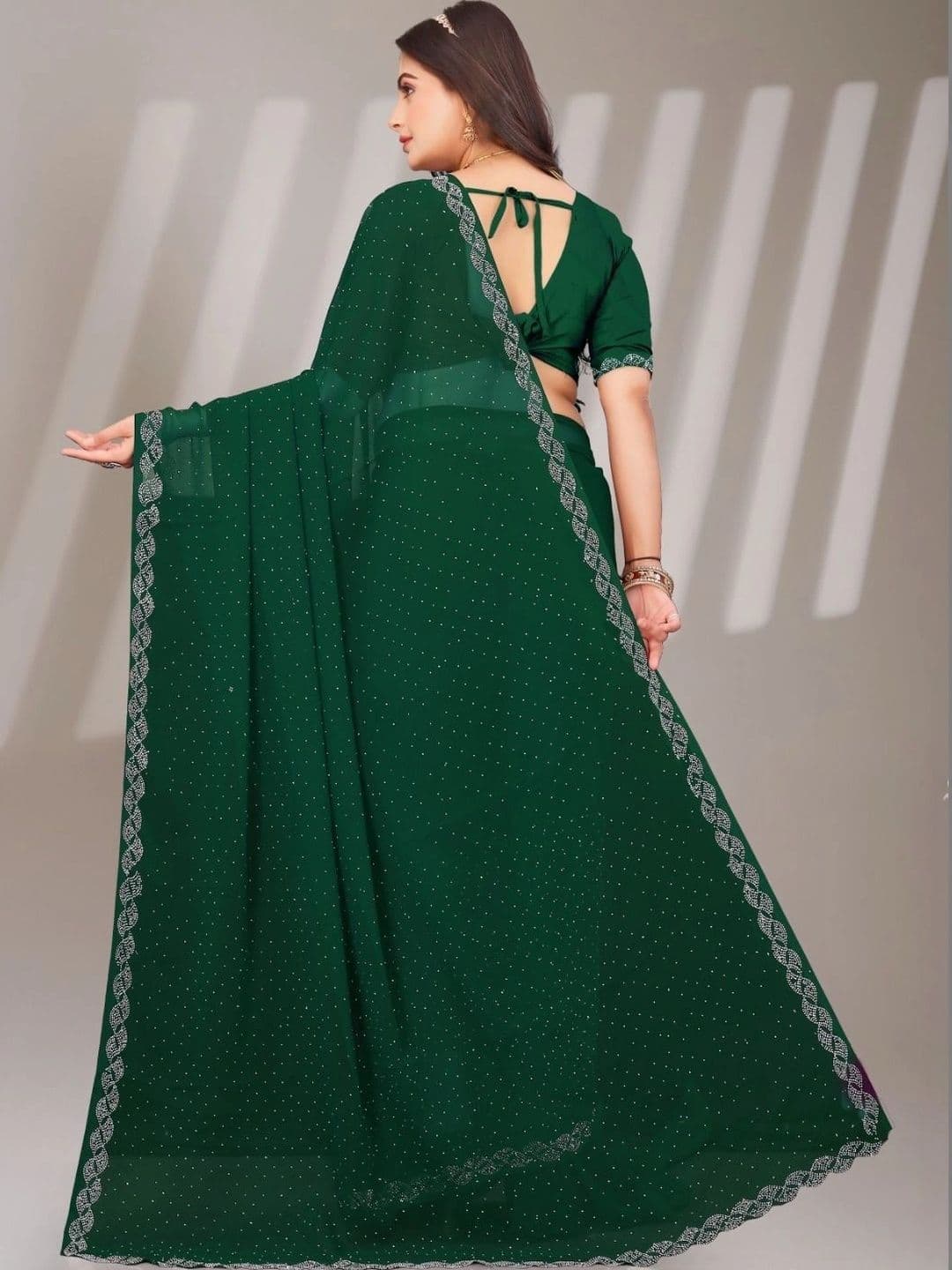 Textile Mantra Embellished Poly Chiffon Saree thumbnail 2