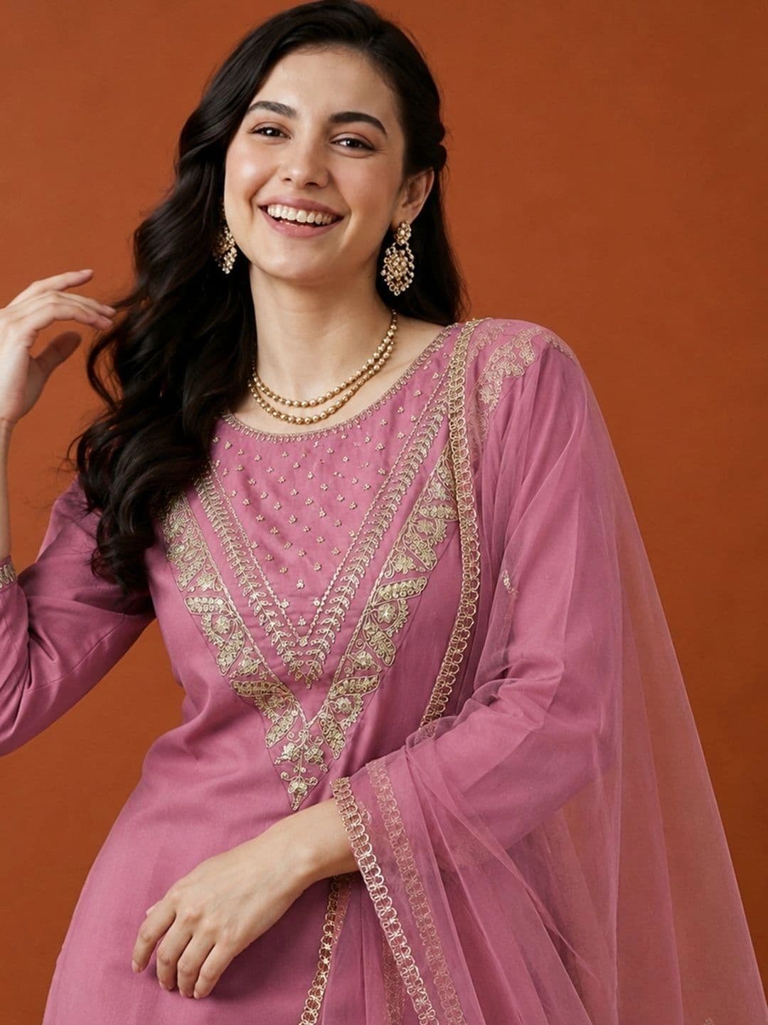 SAINOOR Women Ethnic Motifs Embroidered Regular Kurta with Trousers & With Dupatta thumbnail 7