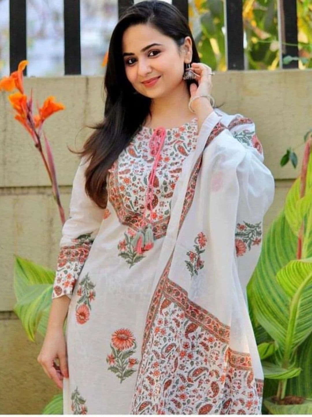 HR FASHION ZONE Women Ethnic Motifs Printed Regular Pure Cotton Kurta with Trousers & With Dupatta thumbnail 2