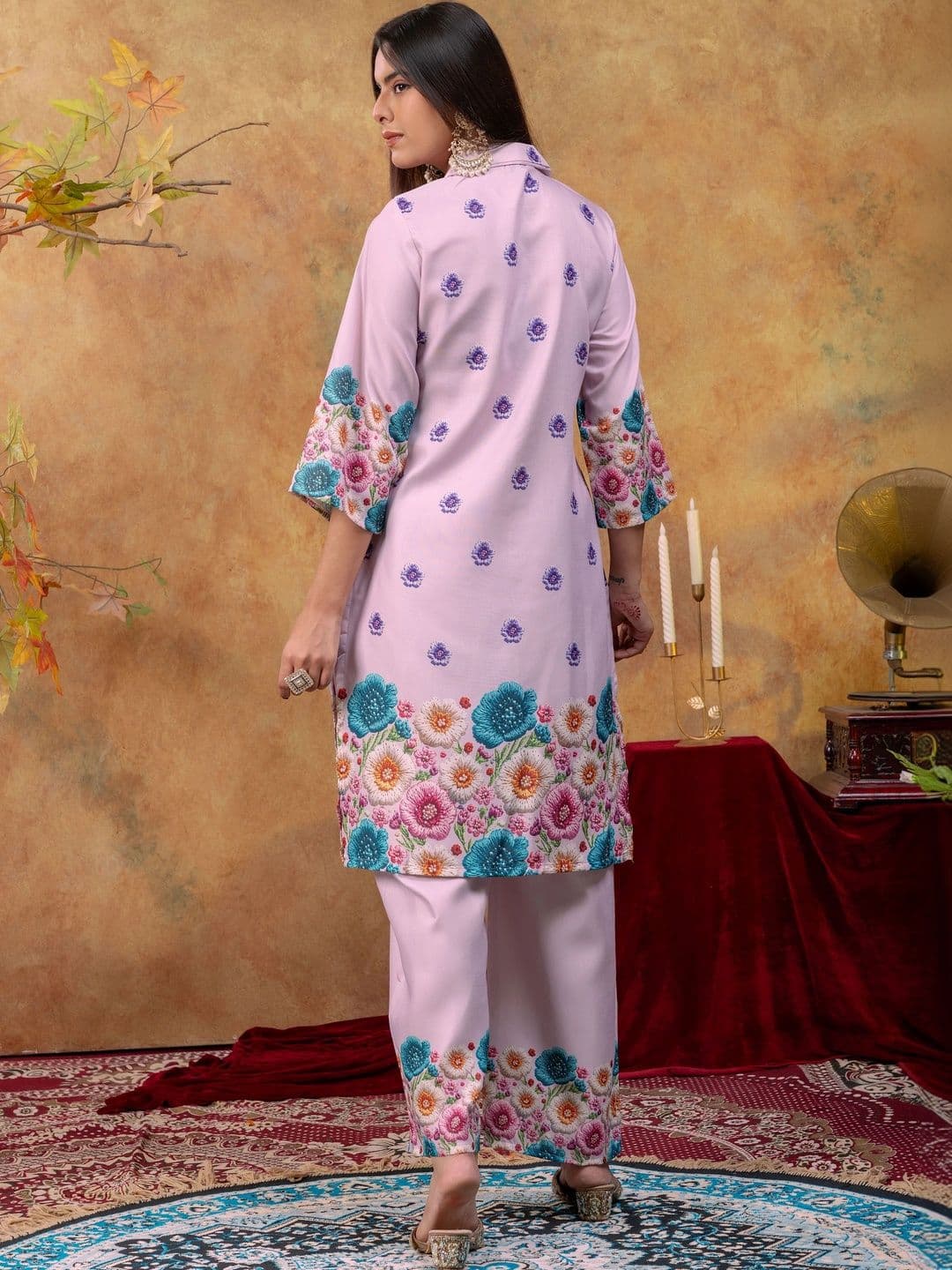 SAINOOR Women Floral Printed Regular Pure Cotton Kurta with Palazzos thumbnail 4