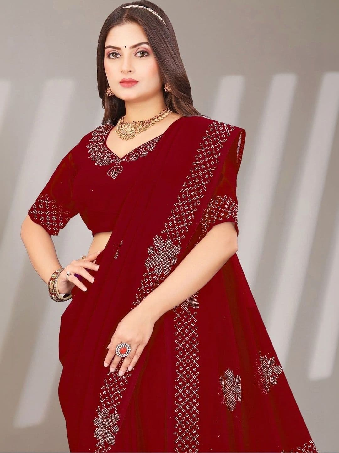 PRANU TRENDS Poly Chiffon Saree thumbnail 2