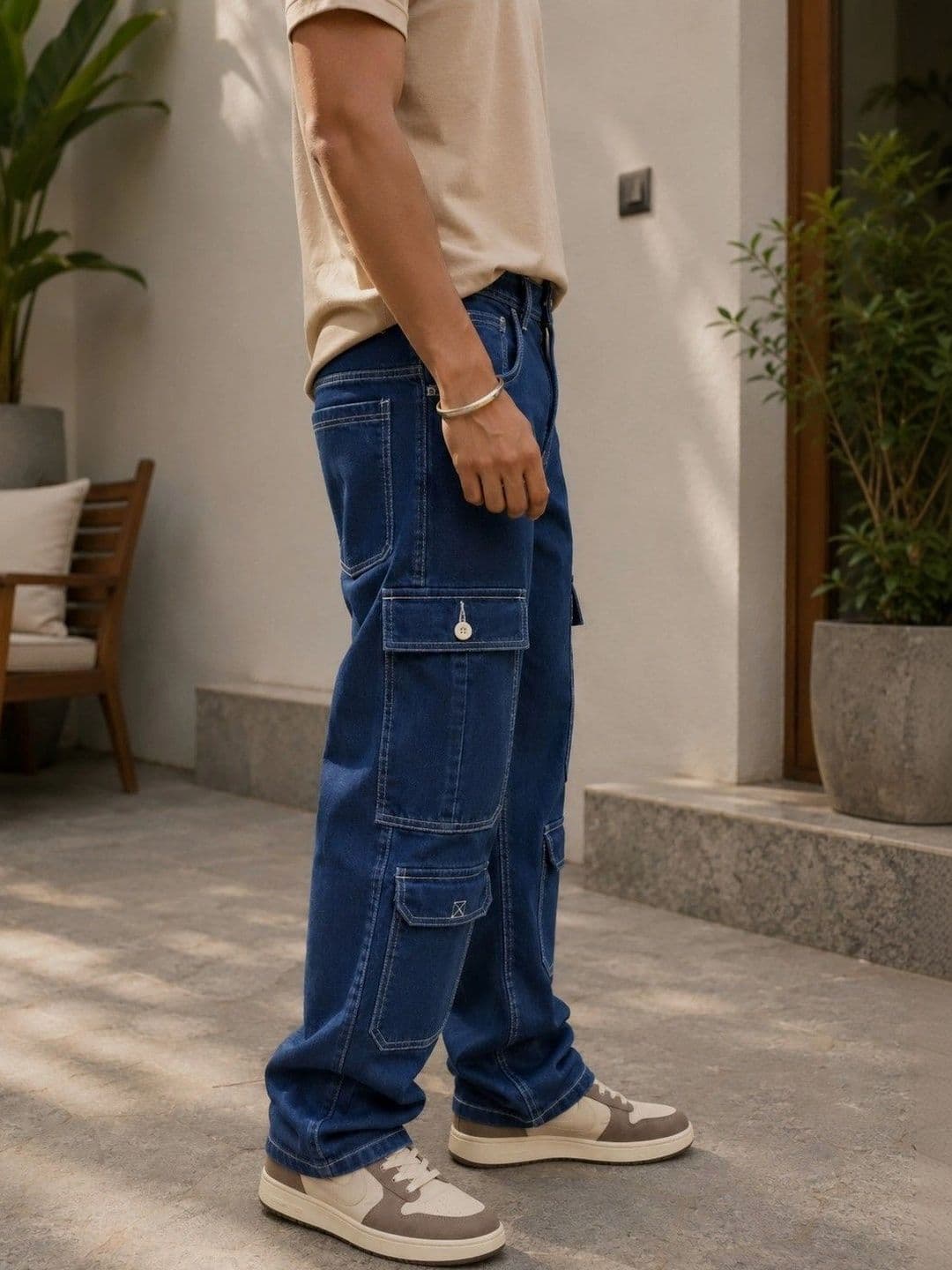 FICTION Men Comfort Relaxed Fit Mid-Rise Coated Stretchable Jeans thumbnail 6