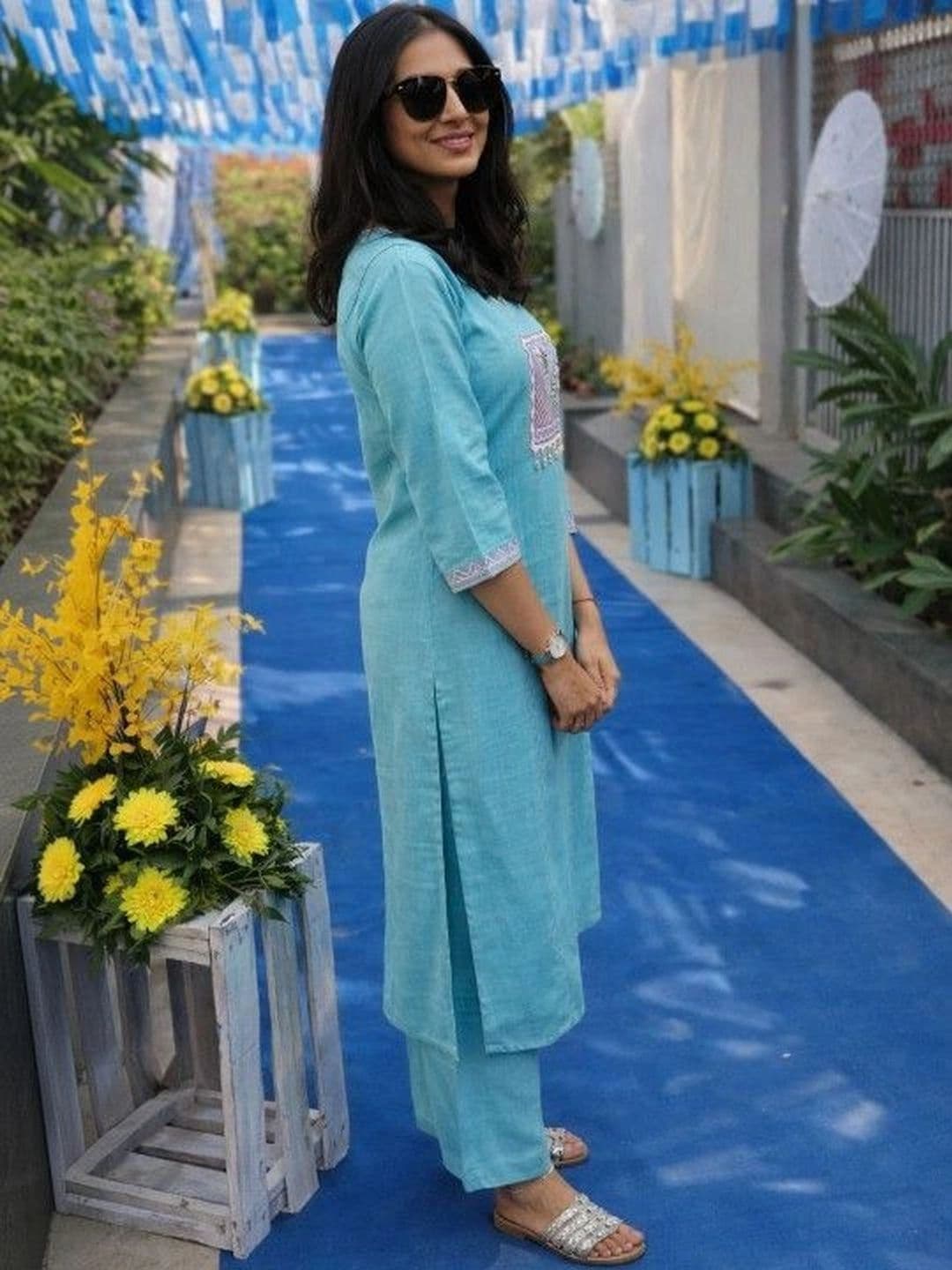 Moda Rapido Women Ethnic Motifs Embroidered Regular Sequinned Kurta with Palazzos thumbnail 4