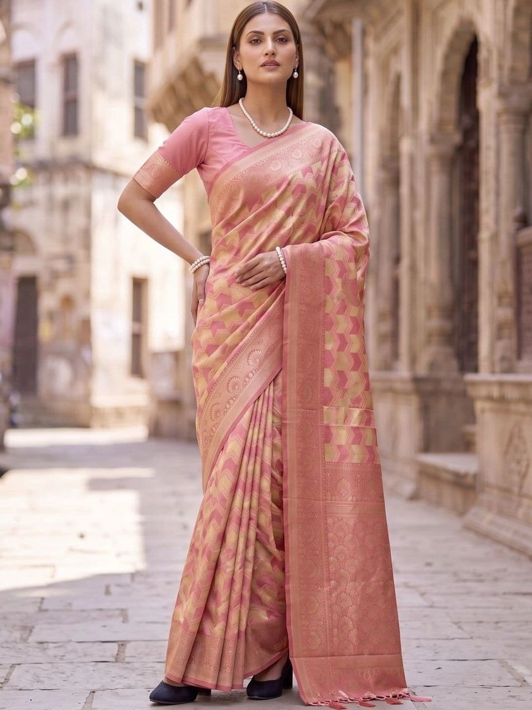 SOURAGYA Zari Silk Blend Banarasi Saree - view 1