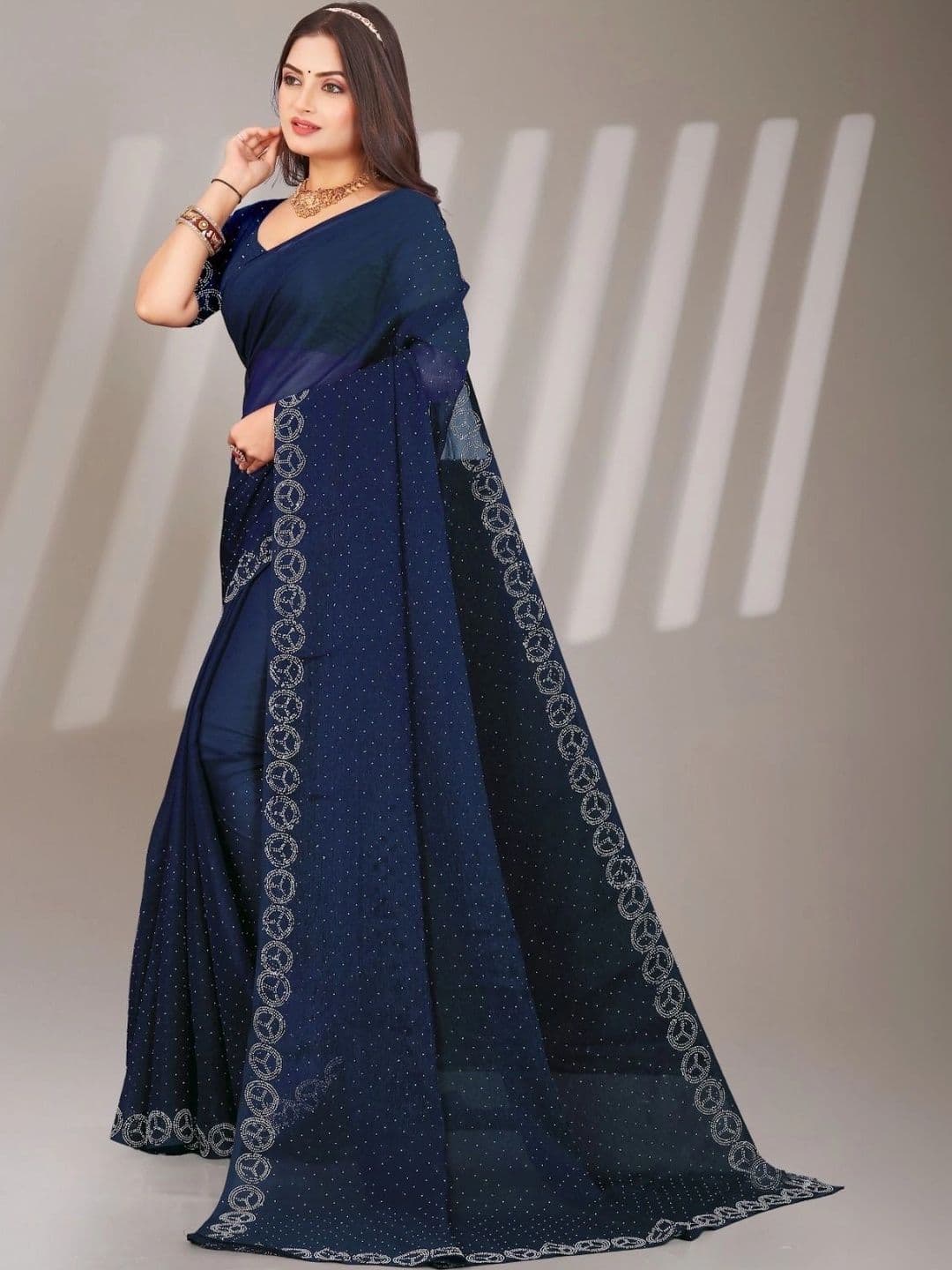 Textile Mantra Embroidered Poly Chiffon Saree thumbnail 4