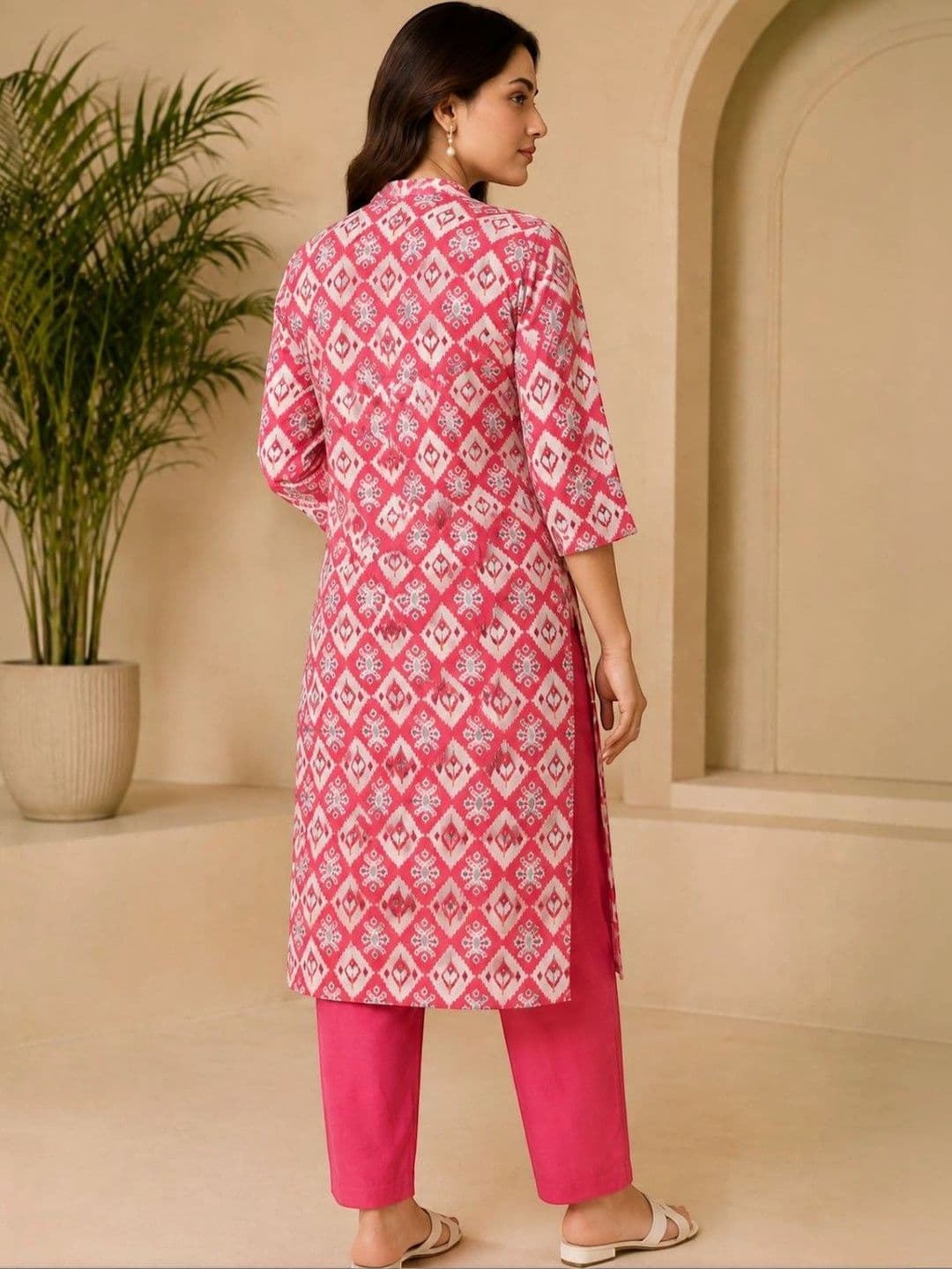 EELIKA Women Ethnic Motifs Printed Regular Pure Cotton Kurta with Trousers thumbnail 3