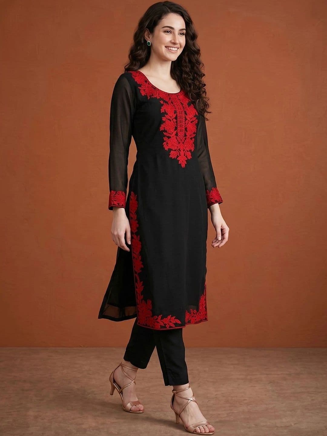SAINOOR Women Ethnic Motifs Embroidered Regular Thread Work Kurta with Trousers & With Dupatta thumbnail 4