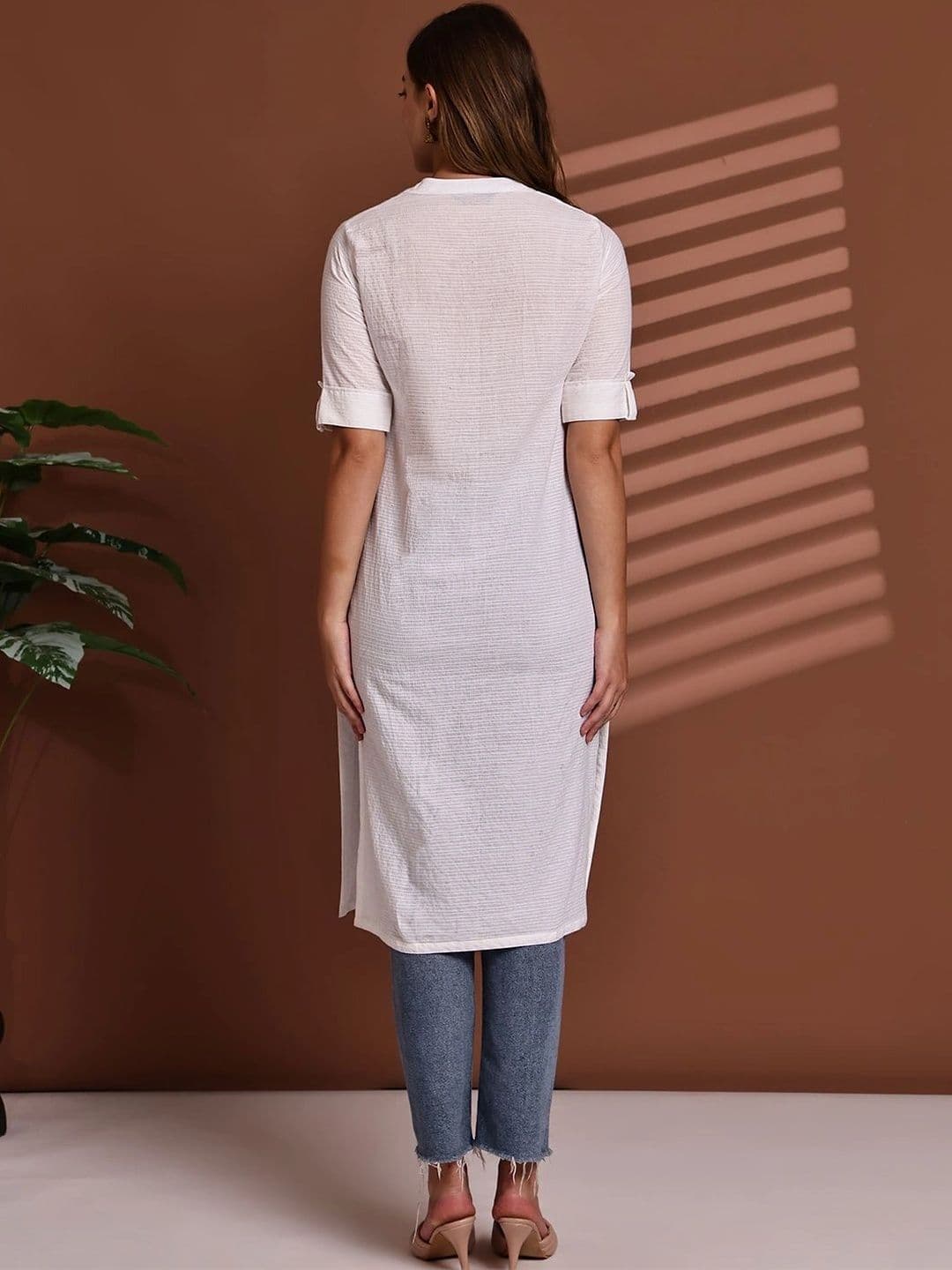 KALINI Women Kurta thumbnail 4