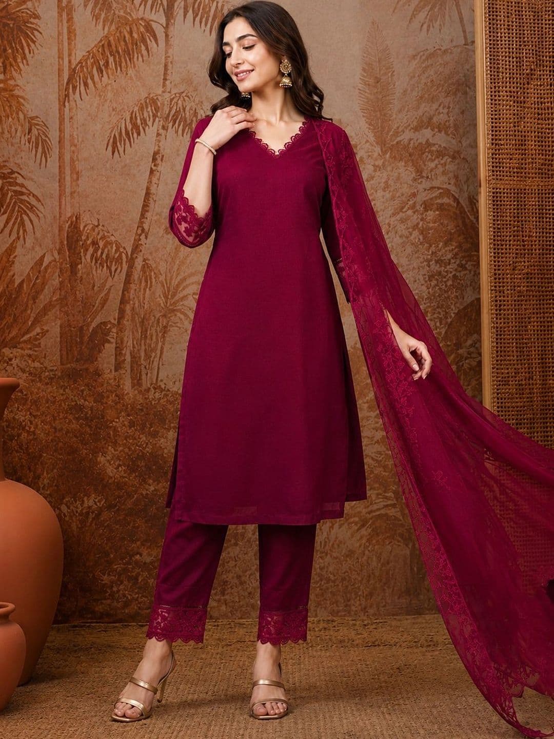 SAINOOR Women Regular Thread Work Kurta with Trousers & With Dupatta - view 1