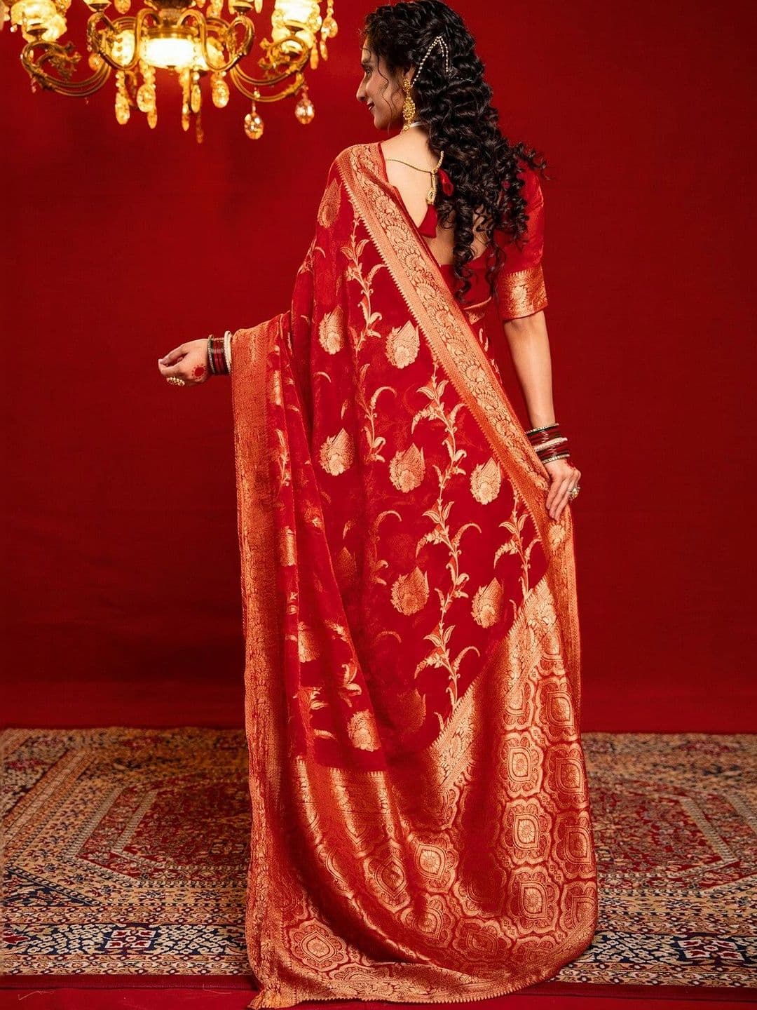 Satrani Zari Woven Tissue Saree with Blouse Piece thumbnail 4
