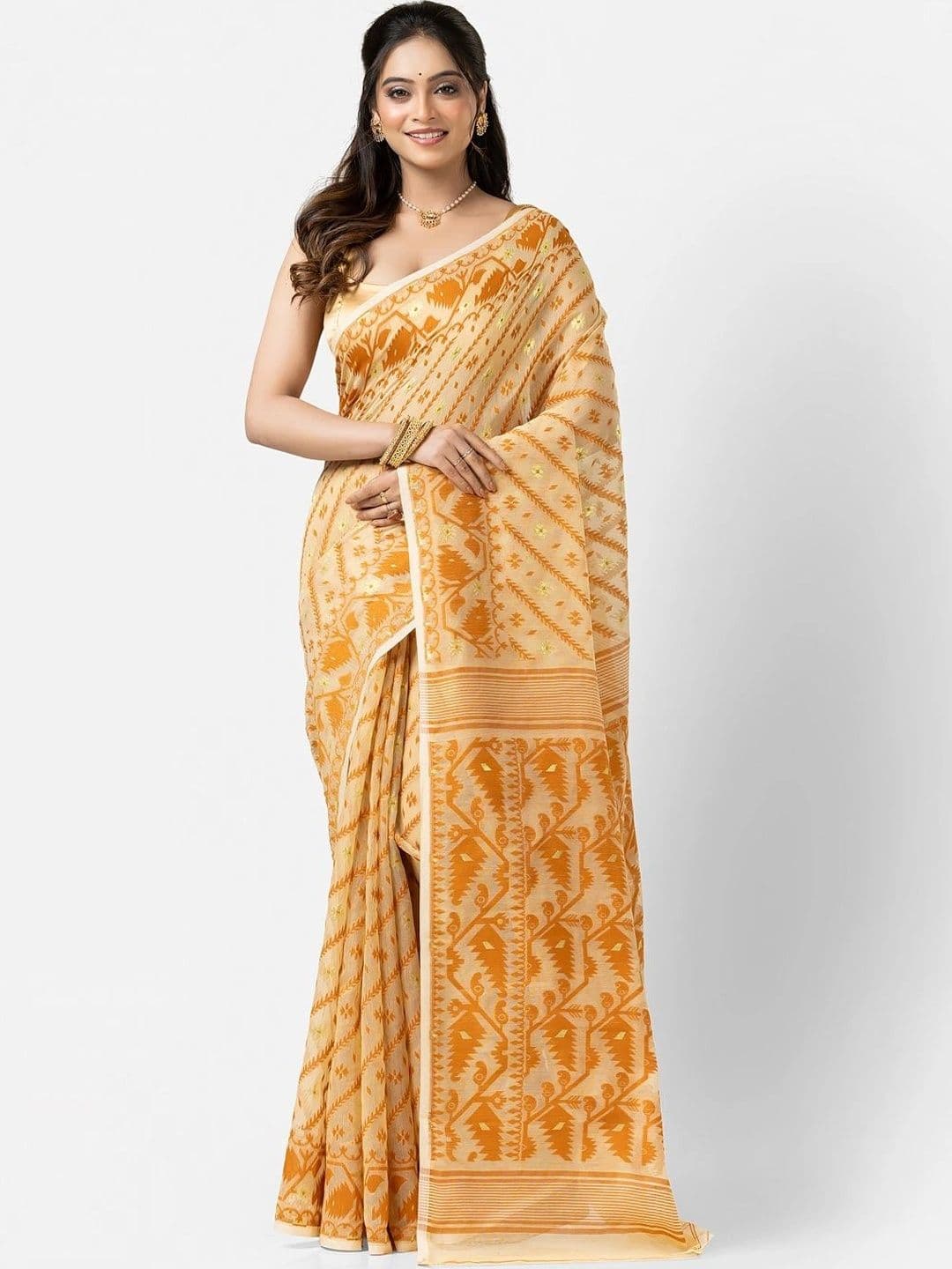 Kosh Ethnics Floral Embroidered Pure Cotton Jamdani Saree thumbnail 2
