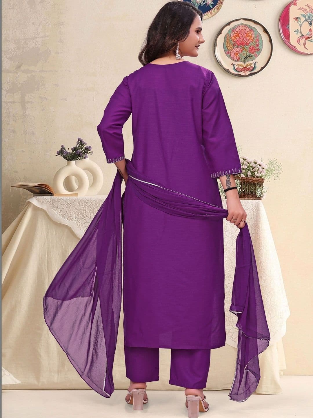 JOGAN Women Ethnic Motifs Embroidered Regular Thread Work Kurta with Trousers & With Dupatta thumbnail 2