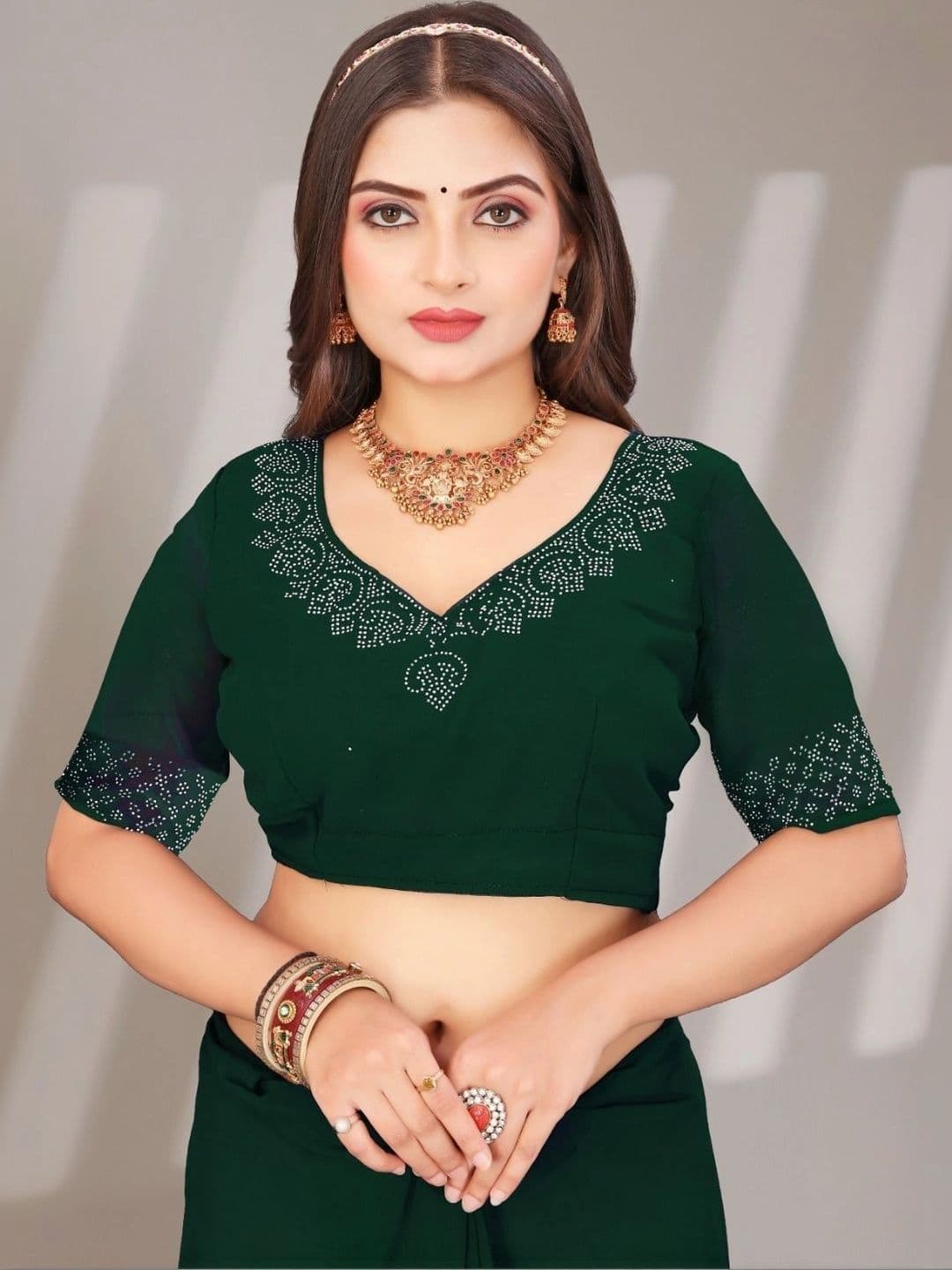 Fashion Mantra Embellished Poly Chiffon Saree thumbnail 2
