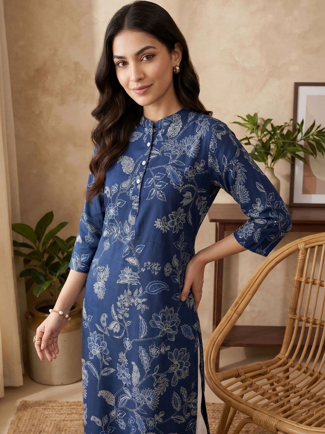Anouk Women Floral Printed Indie Florals Kurta thumbnail 4