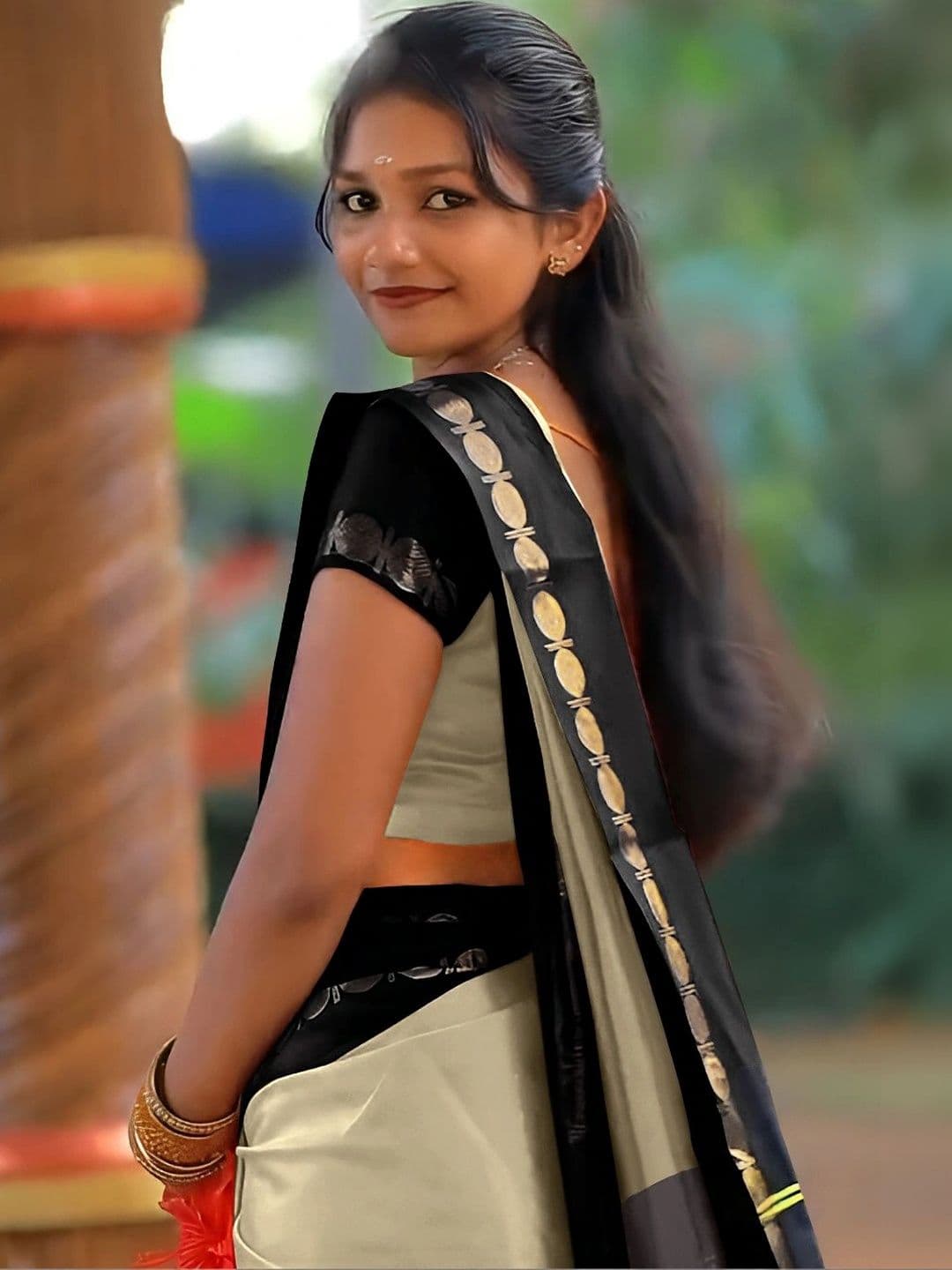 KALINI Woven Design Zari Designer Gadwal Saree thumbnail 2