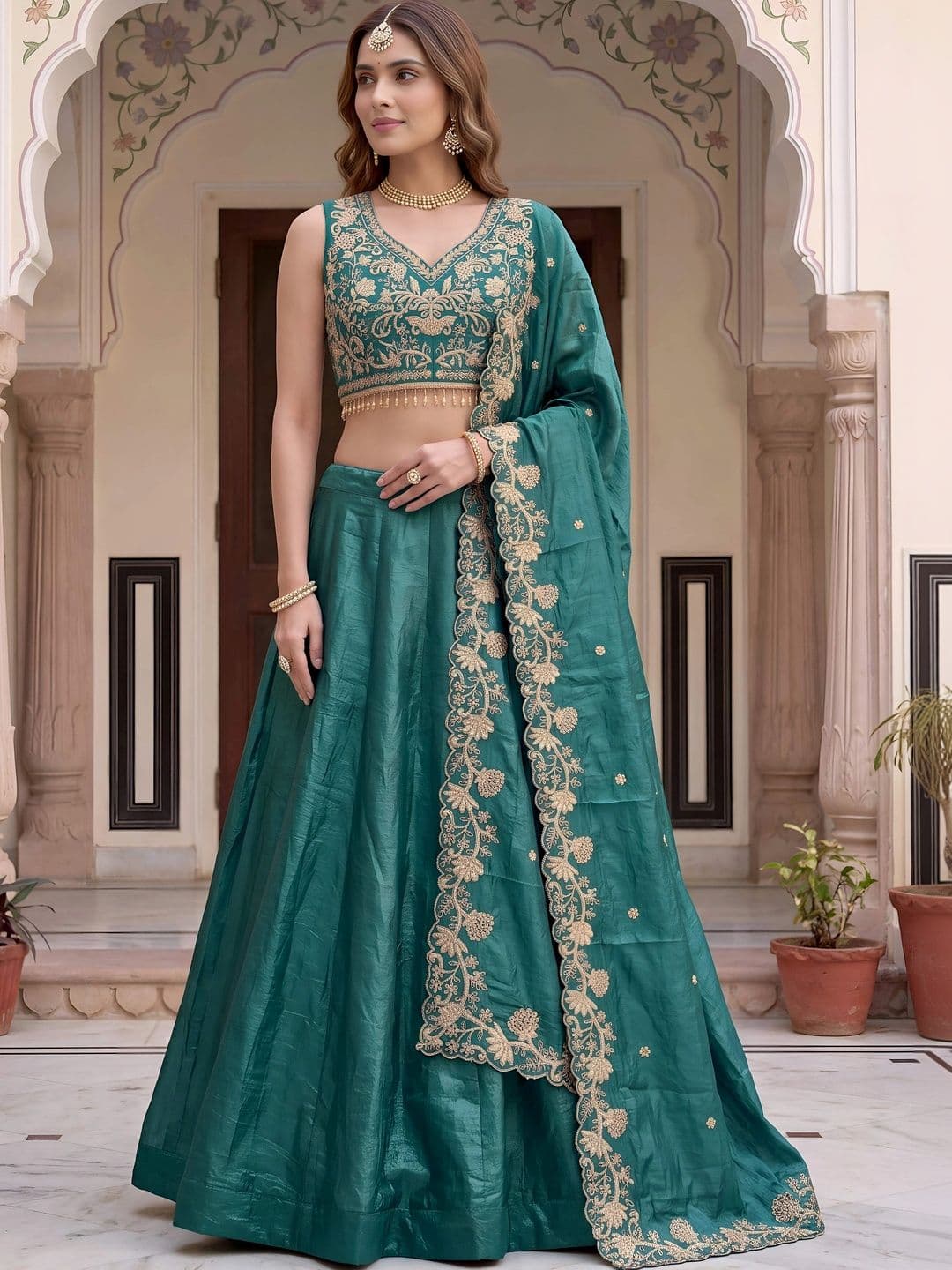 ETHNIC PLUS Embroidered Thread Work Semi-Stitched Lehenga & Unstitched Blouse With Dupatta thumbnail 2