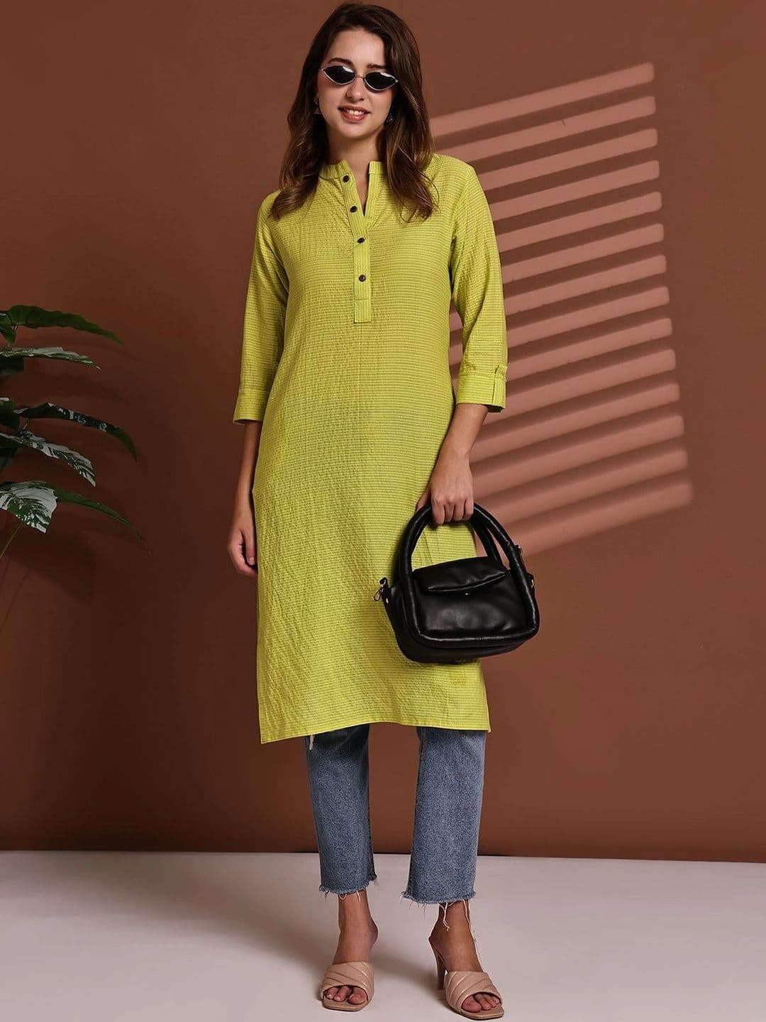 KALINI Women Kurta thumbnail 5